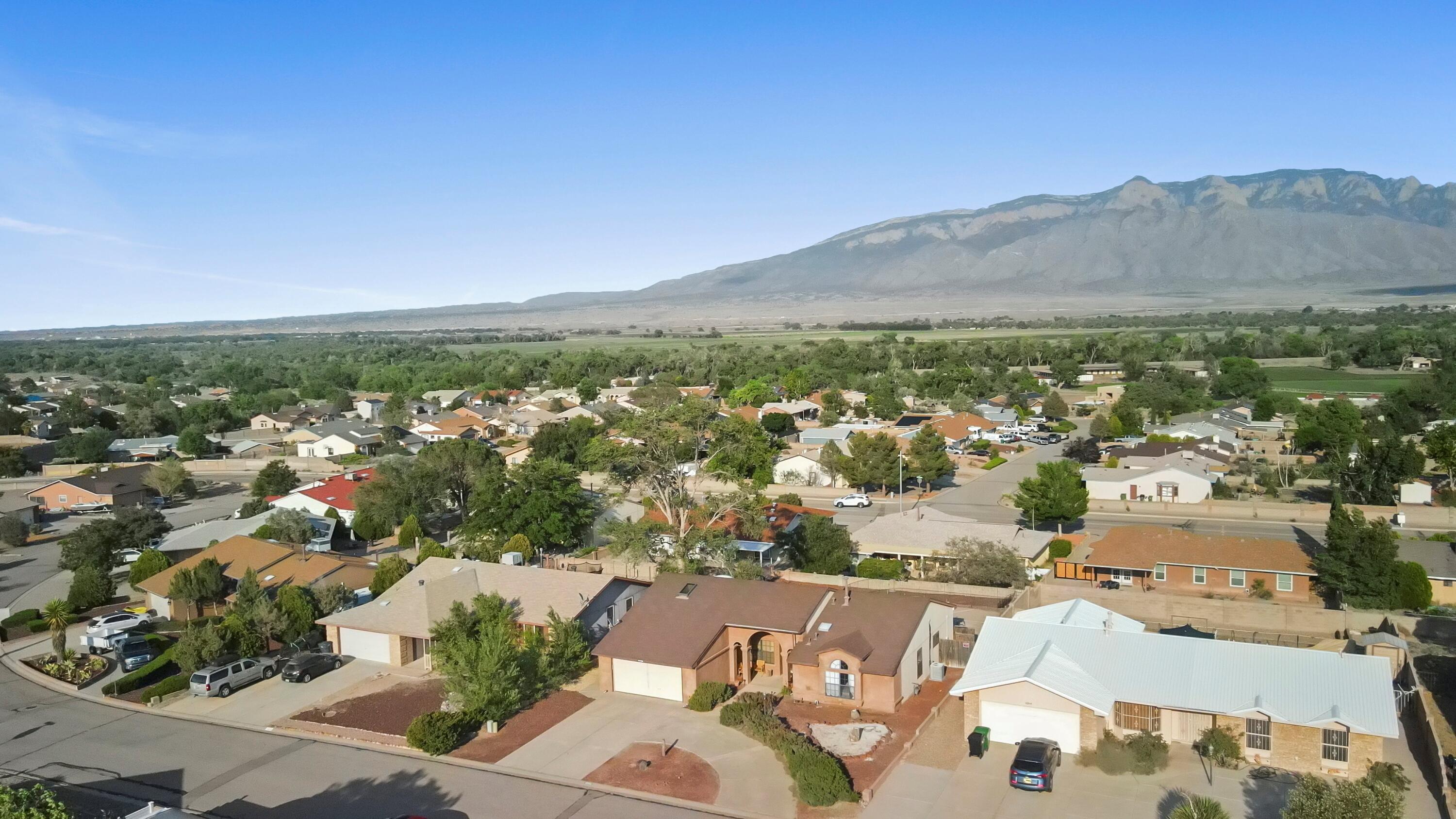 6268 APACHE PLUME Road NE 