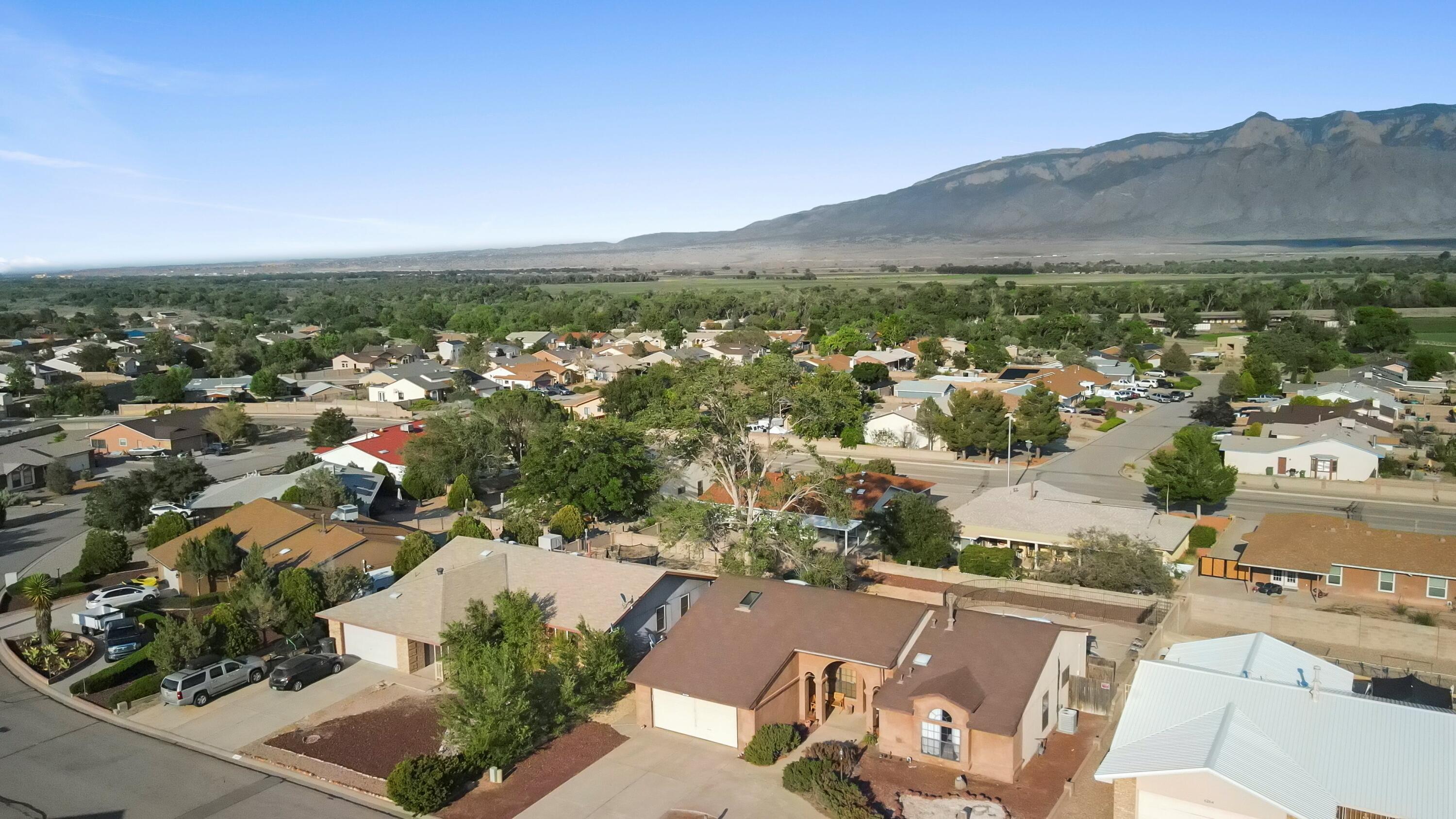 6268 APACHE PLUME Road NE 