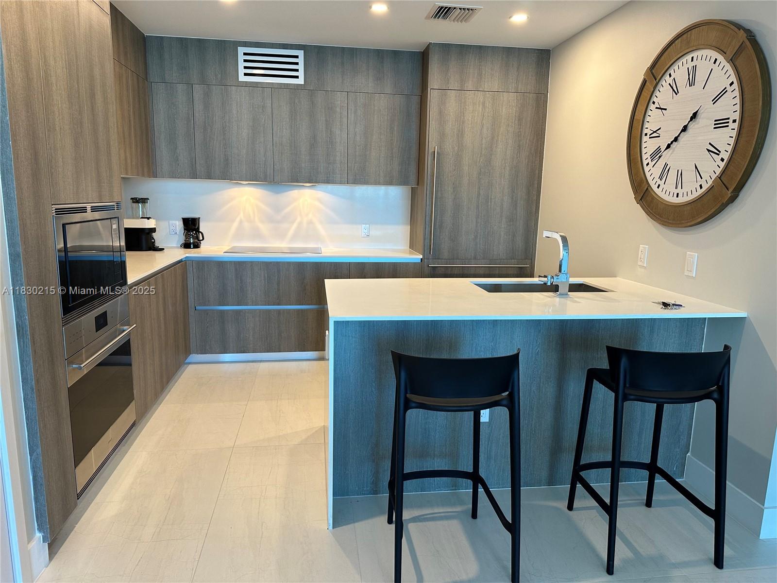 Apartamento en Venta en Sunny Isles Beach, FL