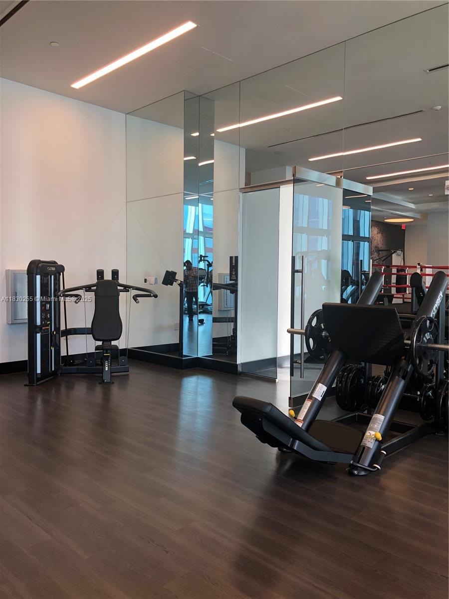 851 NE 1st Ave #4404, Miami FL 33132