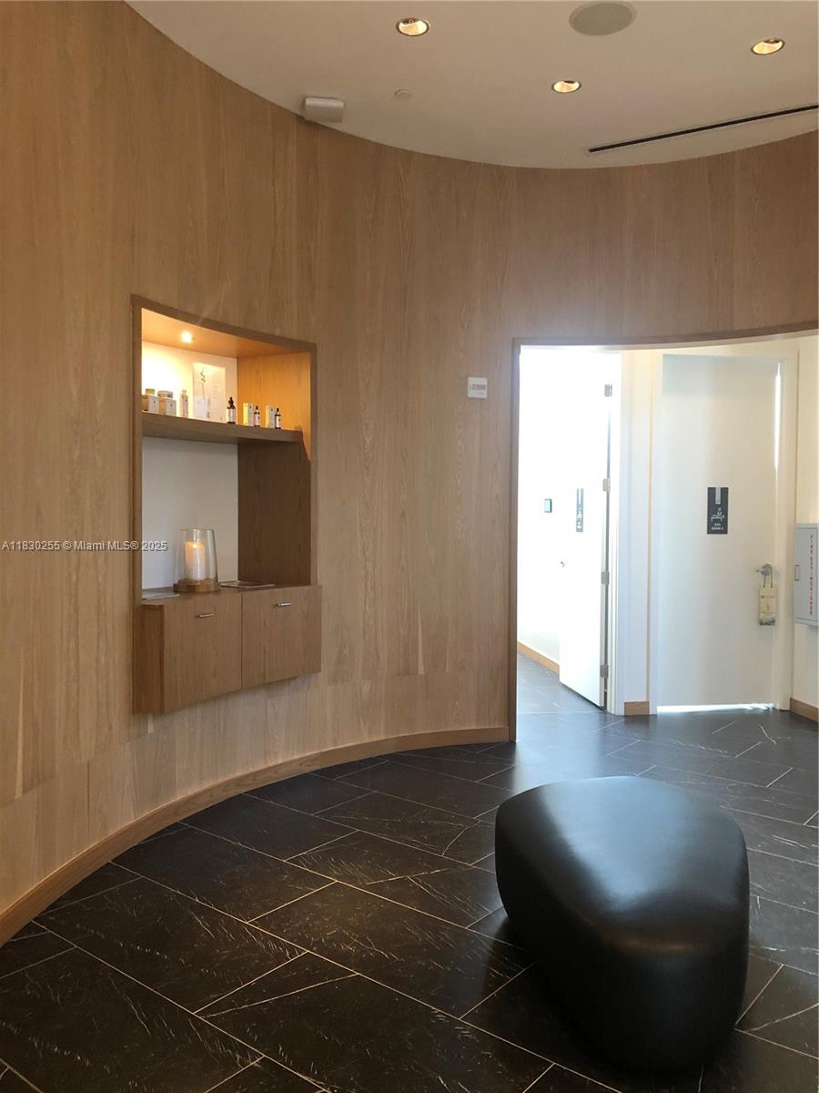 851 NE 1st Ave #4404, Miami FL 33132