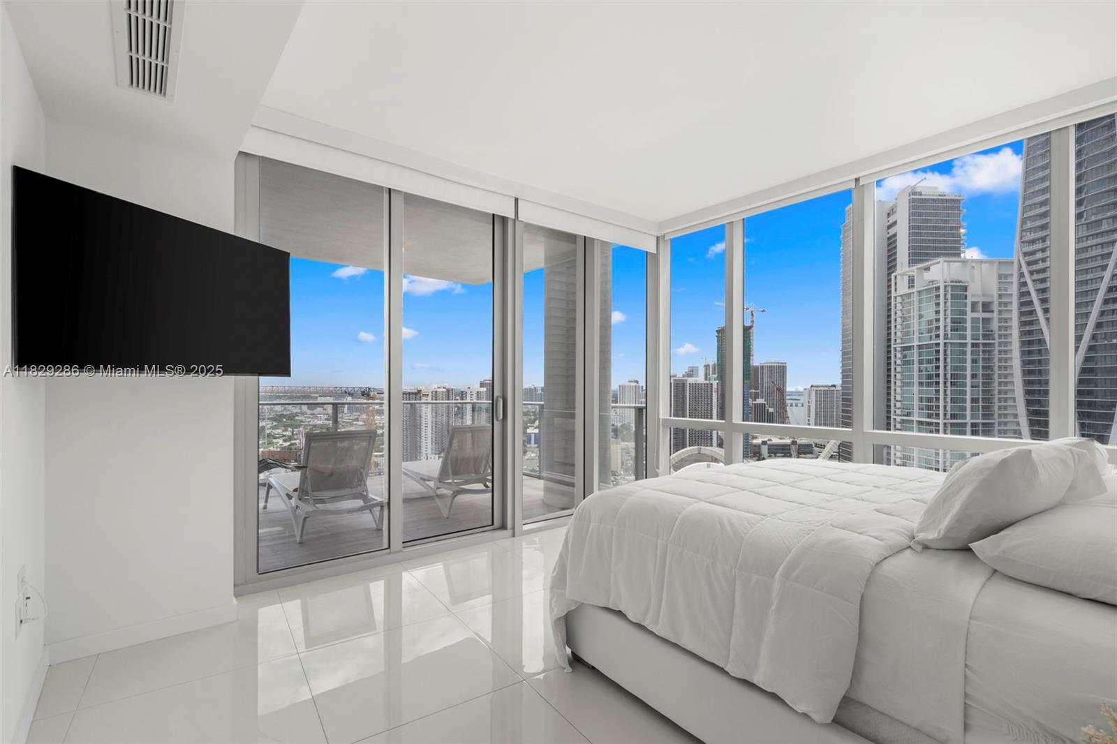 851 NE 1st Ave #3201, Miami FL 33132