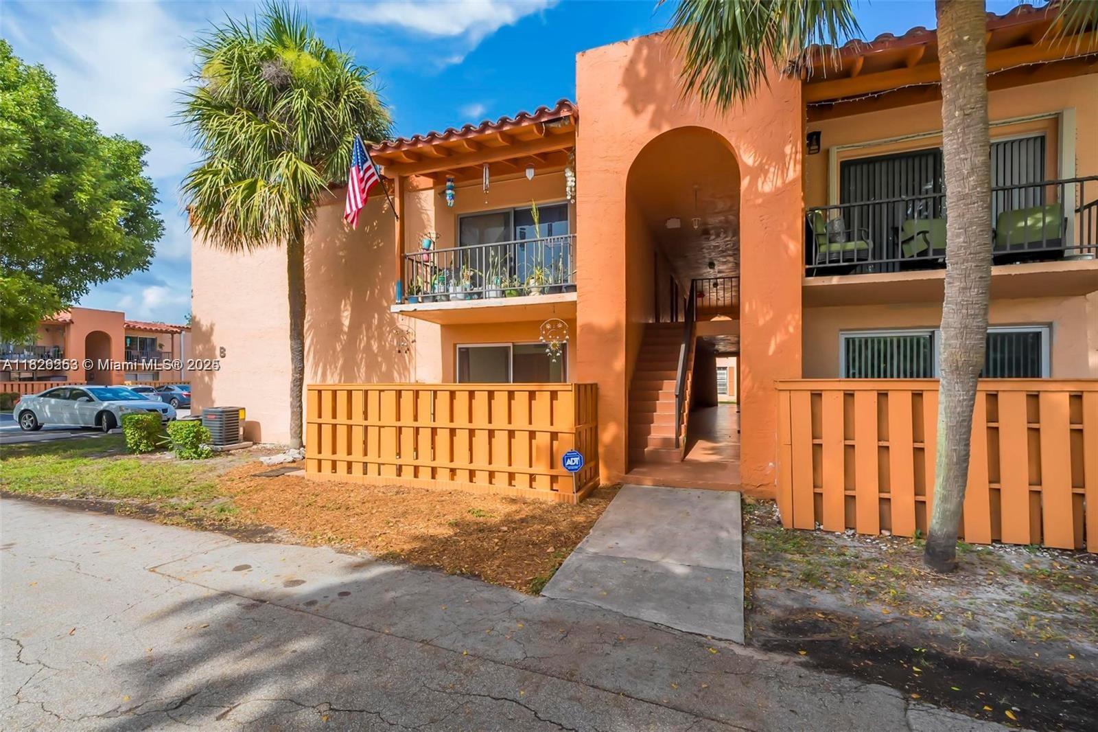 7204 Fairway Dr #I25, Miami Lakes, Florida image 1