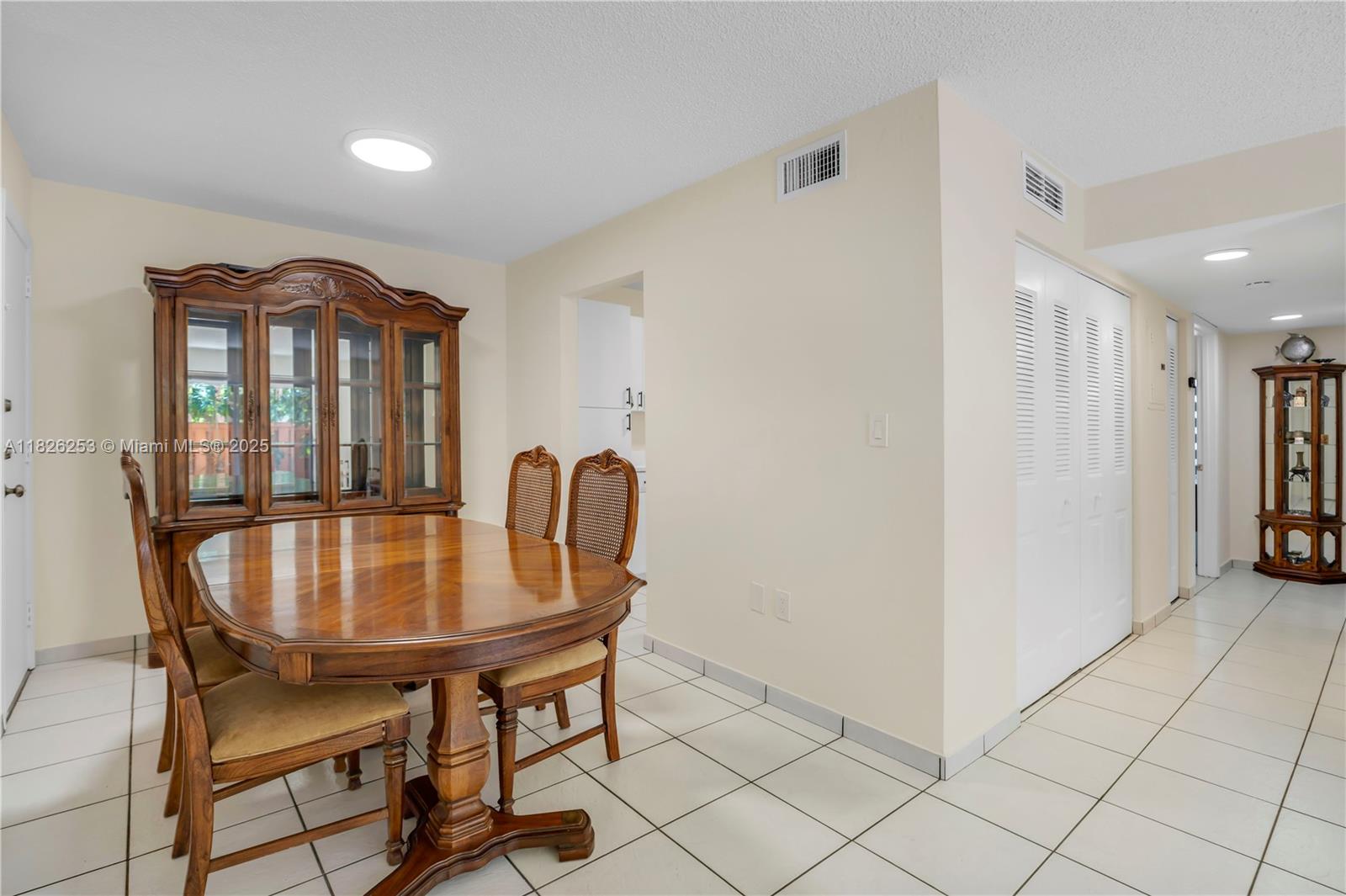 7204 Fairway Dr #I25, Miami Lakes, Florida image 15