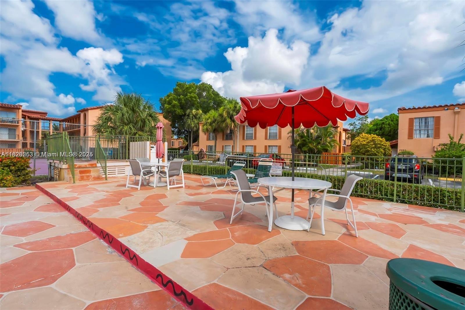 7204 Fairway Dr #I25, Miami Lakes, Florida image 21