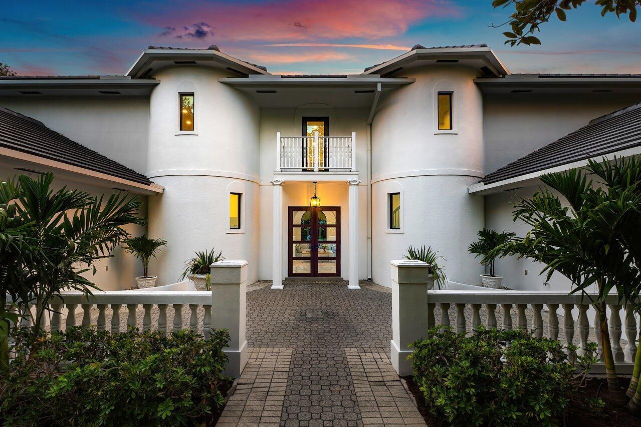 Image to showcase the property located at 18385 SE Village Circle