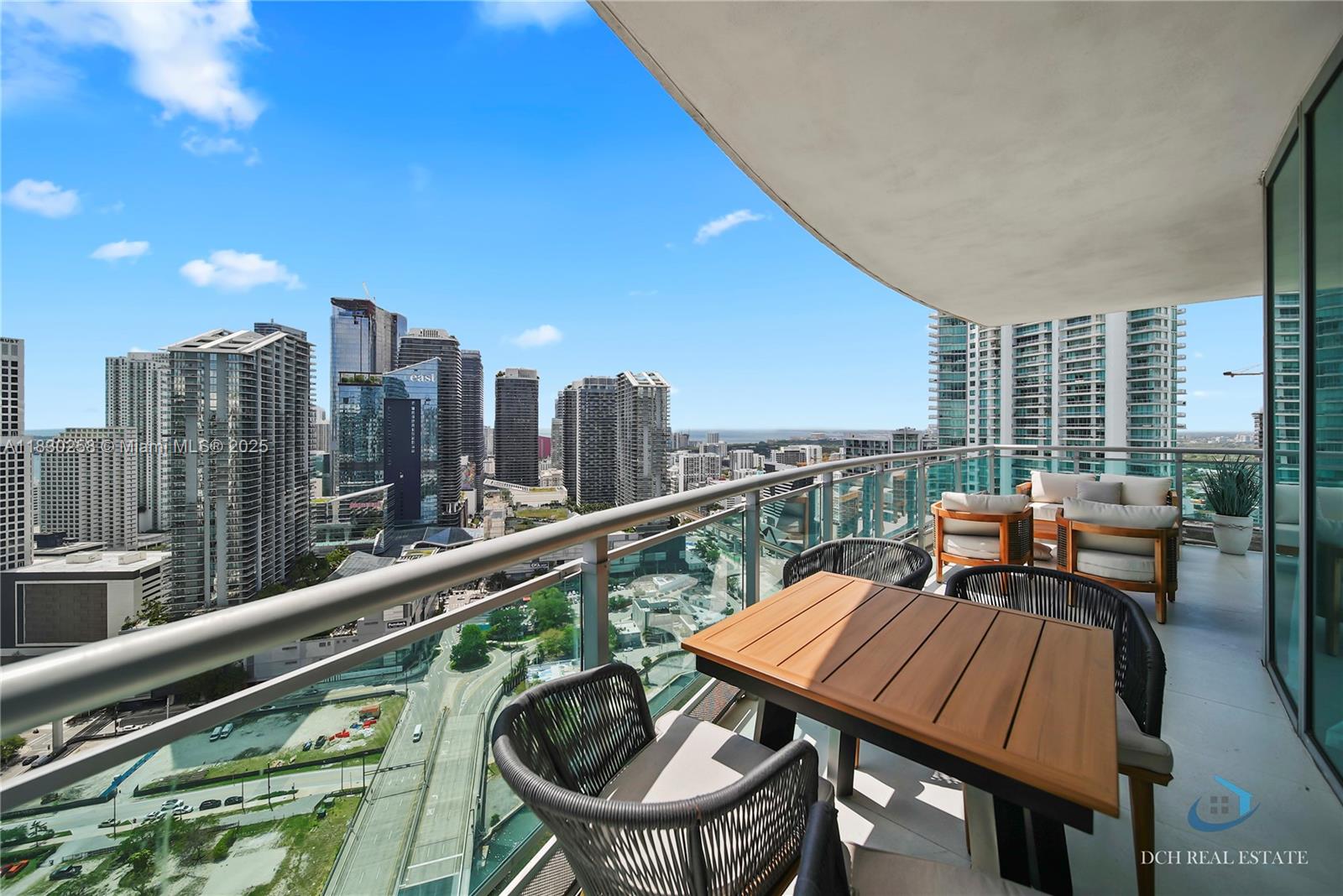 350 S Miami Ave #3902, Miami FL 33130