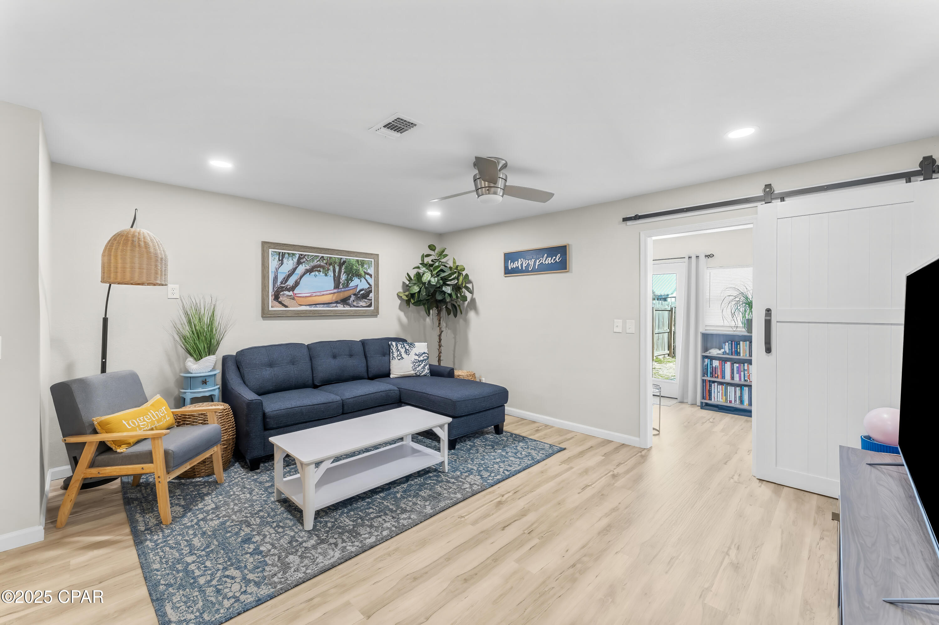 Image 11 For 5306 Thomas Drive 4