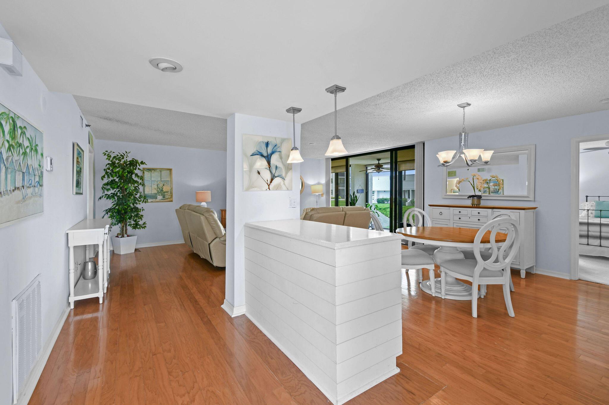 Image to showcase the property located at 19800 Sandpointe Bay Drive 108