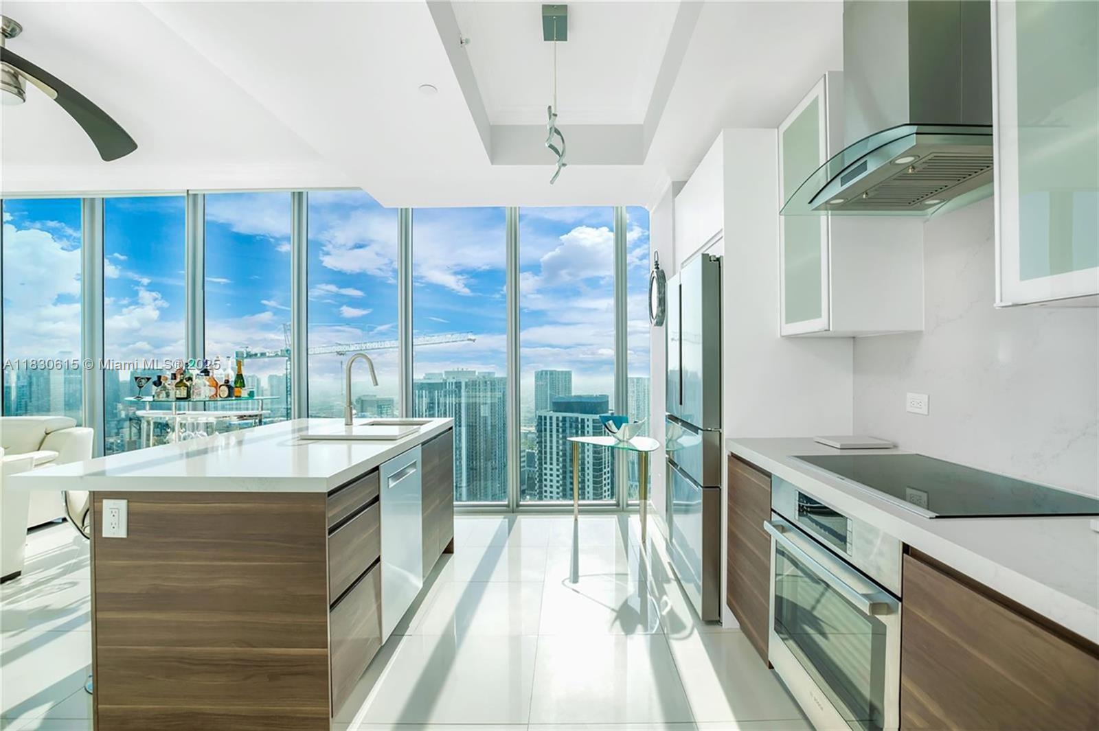 888 Biscayne Blvd #5301, Miami FL 33132