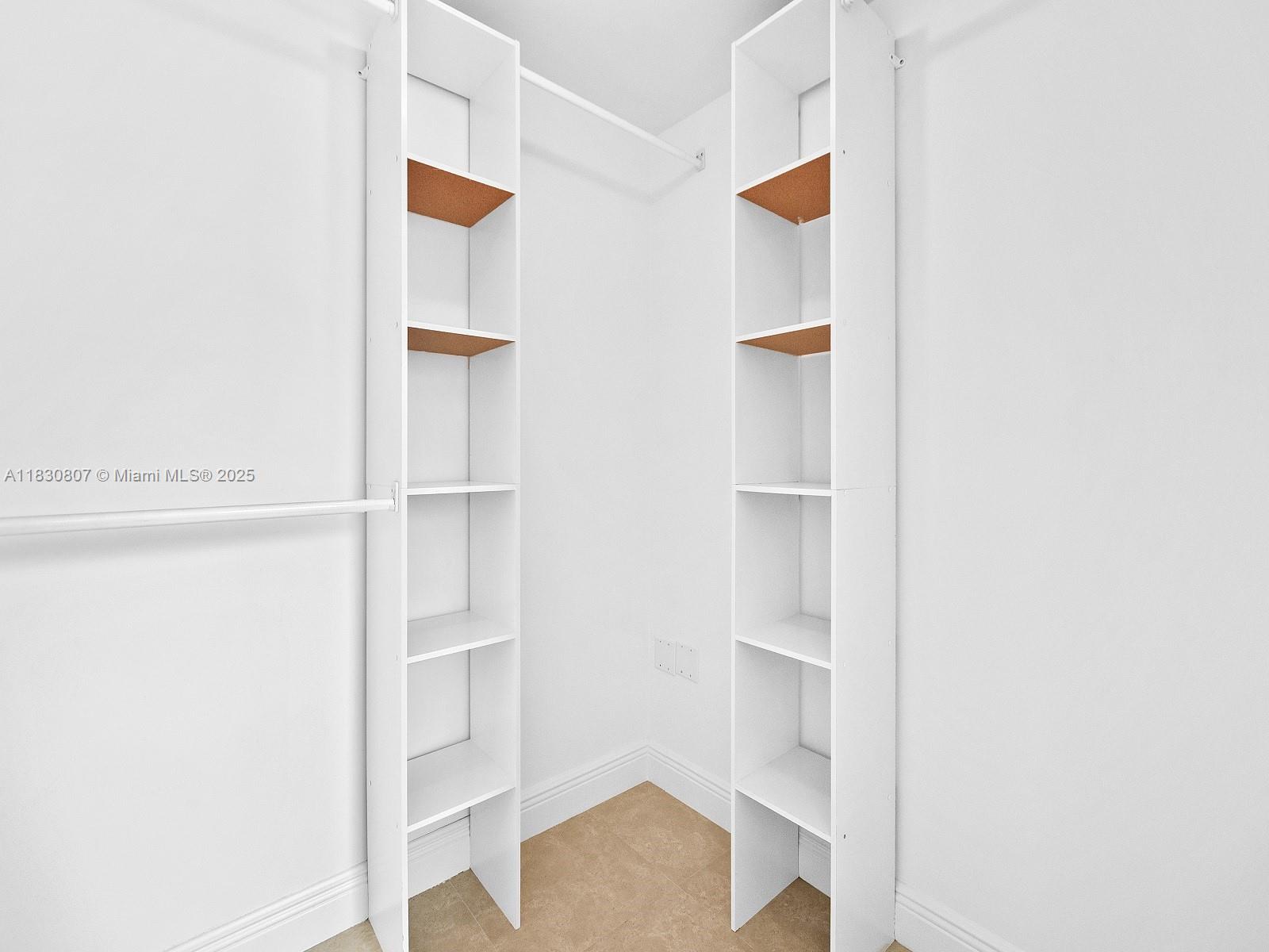 350 S MIAMI Ave #3510, Miami FL 33130