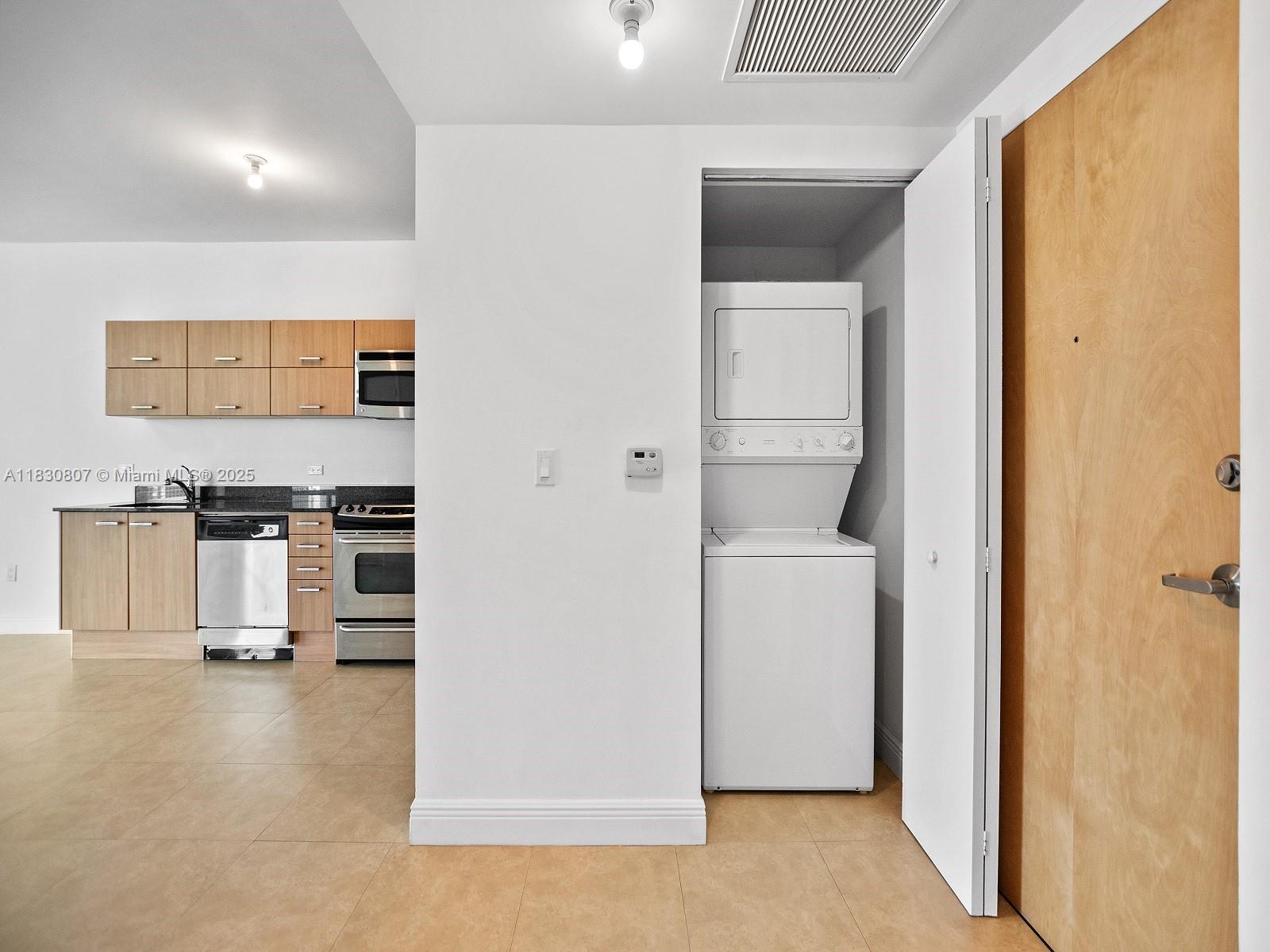 350 S MIAMI Ave #3510, Miami FL 33130