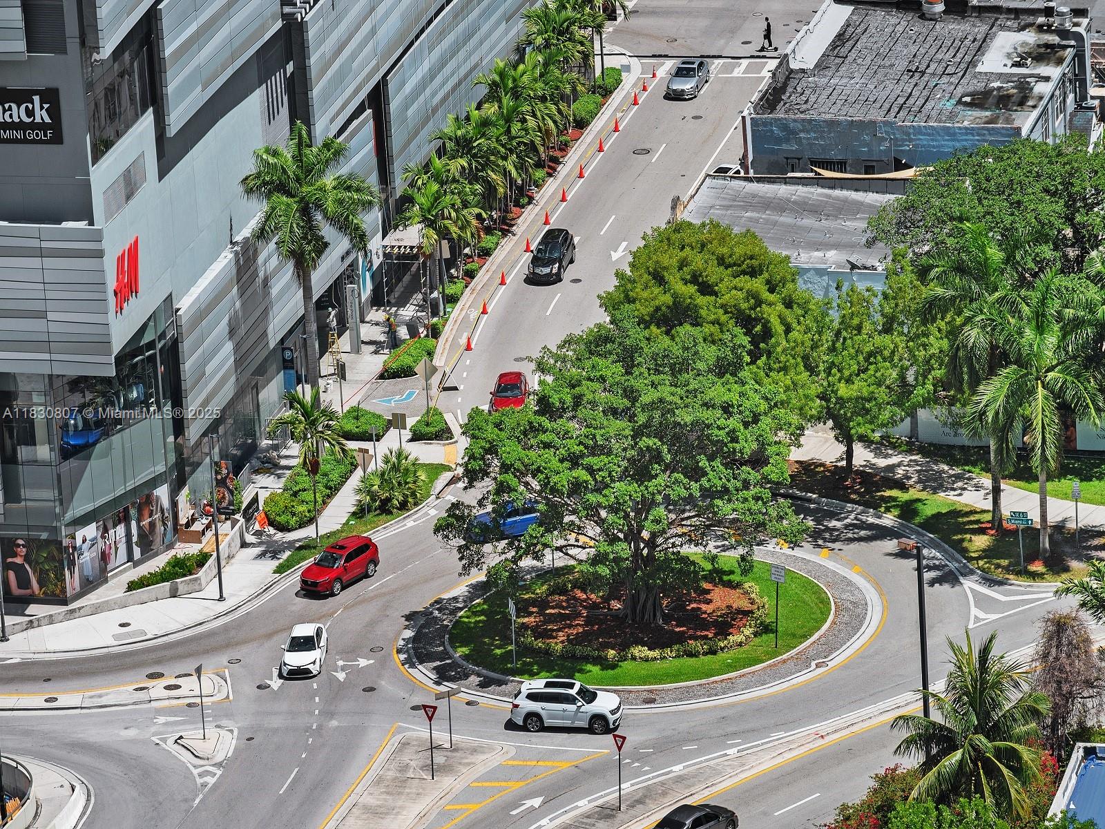 350 S MIAMI Ave #3510, Miami FL 33130