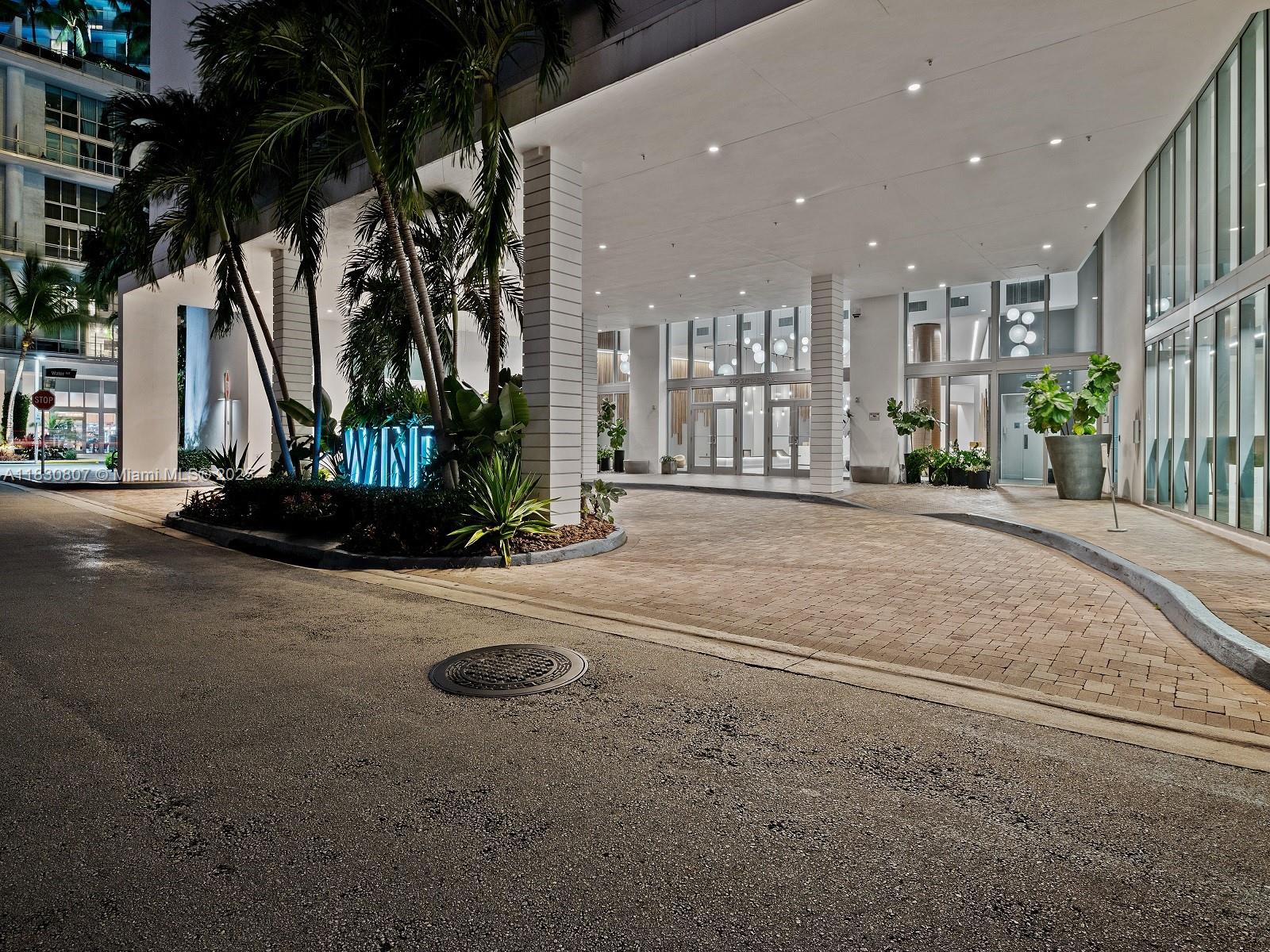 350 S MIAMI Ave #3510, Miami FL 33130