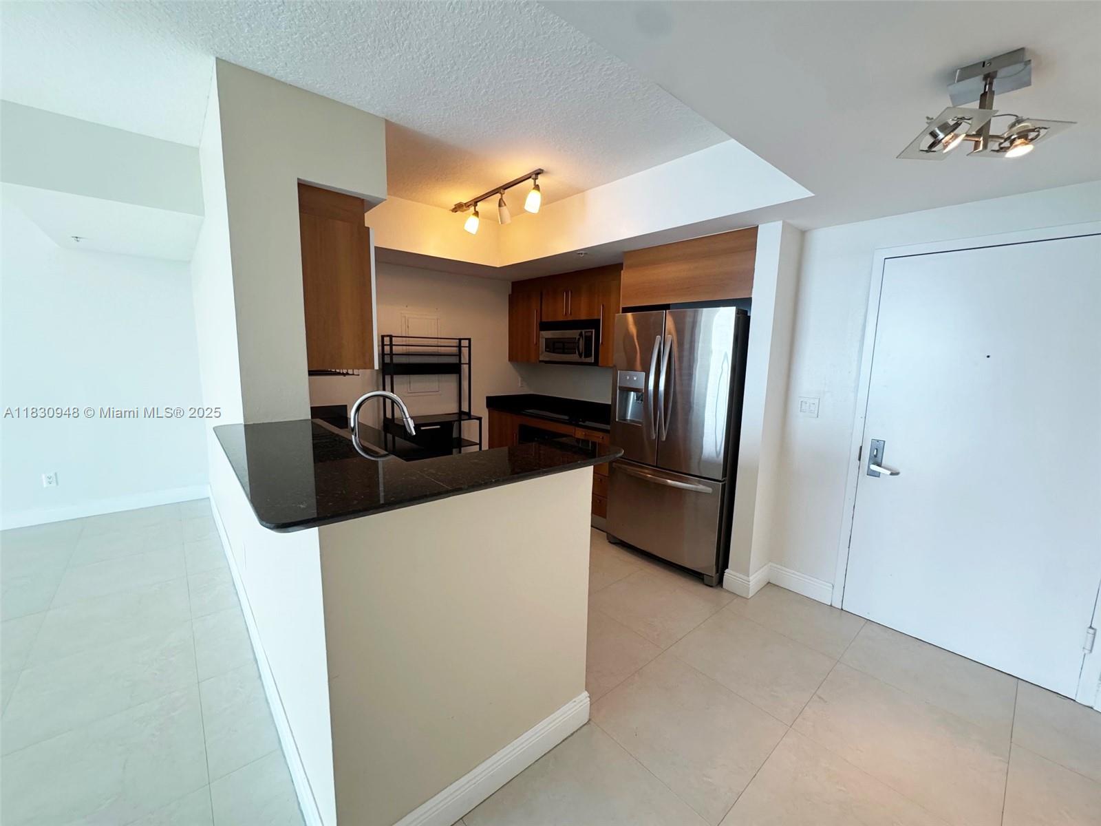 325 S Biscayne Blvd #4319, Miami FL 33131
