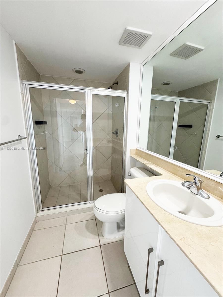 325 S Biscayne Blvd #4319, Miami FL 33131