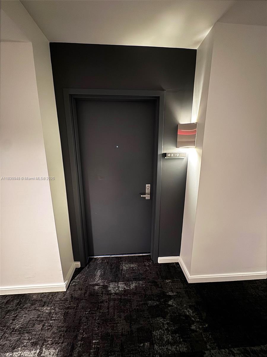 325 S Biscayne Blvd #4319, Miami FL 33131