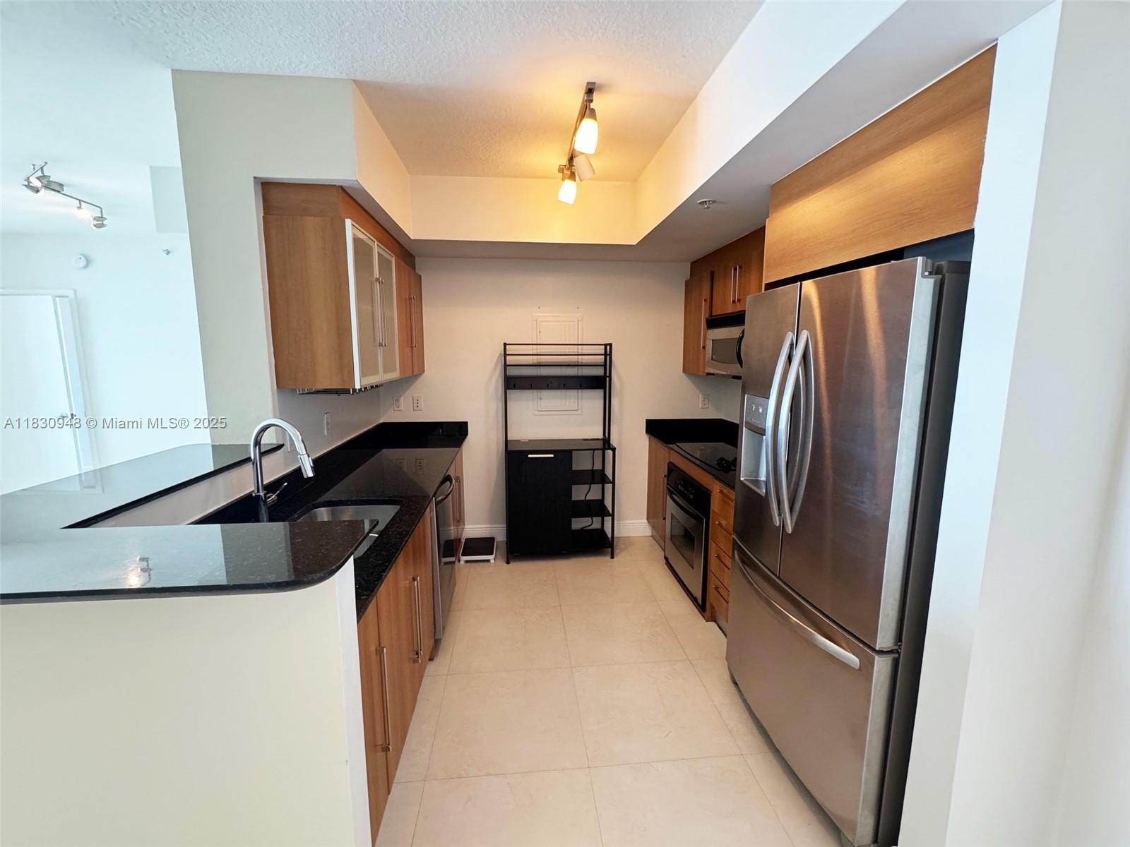 325 S Biscayne Blvd #4319, Miami FL 33131