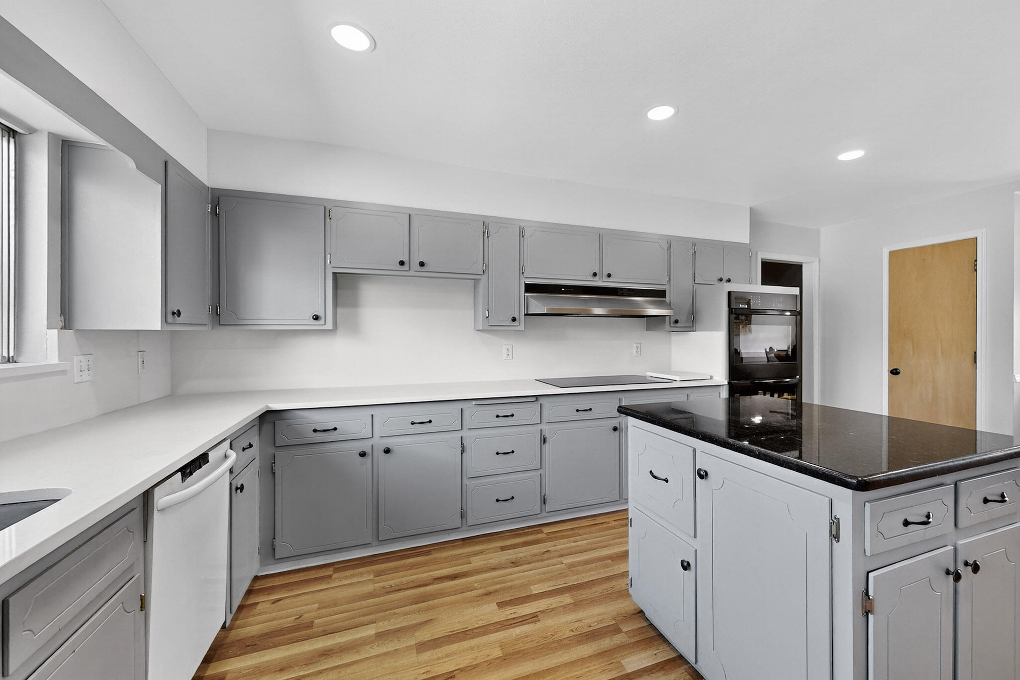 1414 CALIFORNIA Street NE 