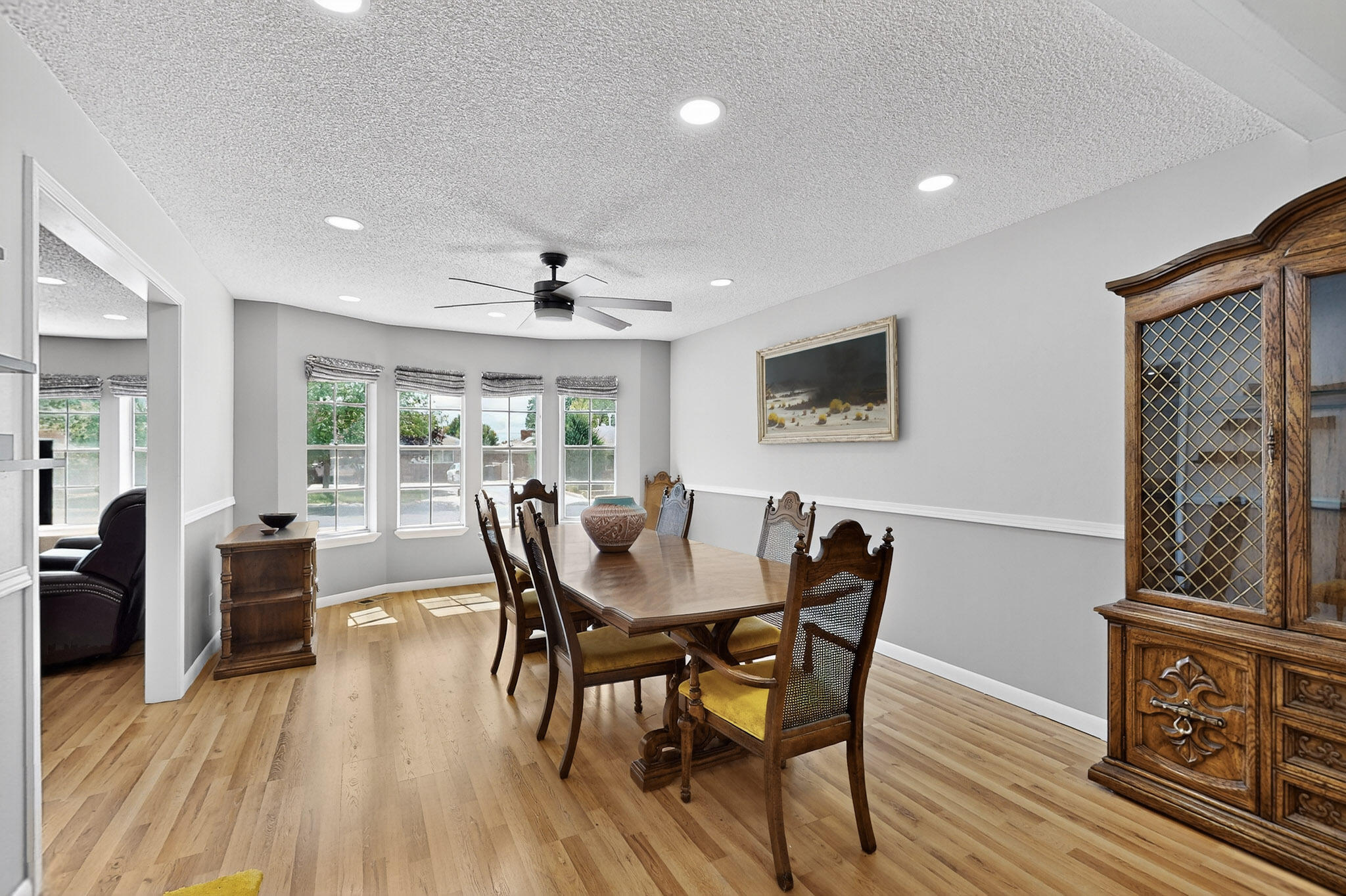 1414 CALIFORNIA Street NE 