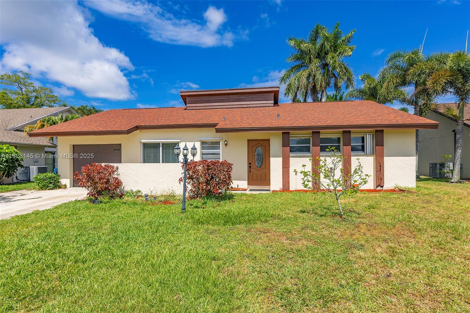 Lakes Of Lantana Ph 2-B