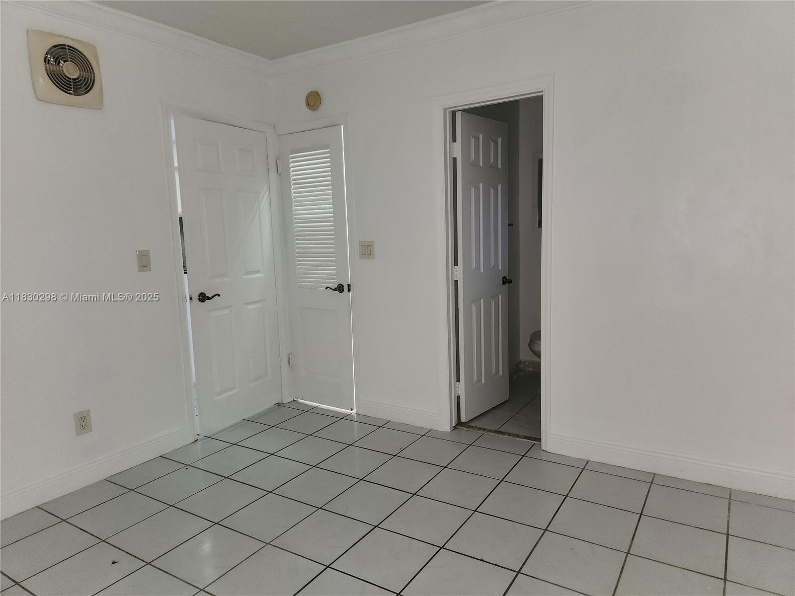 1014 Salzedo St #304, Coral Gables, Florida image 15