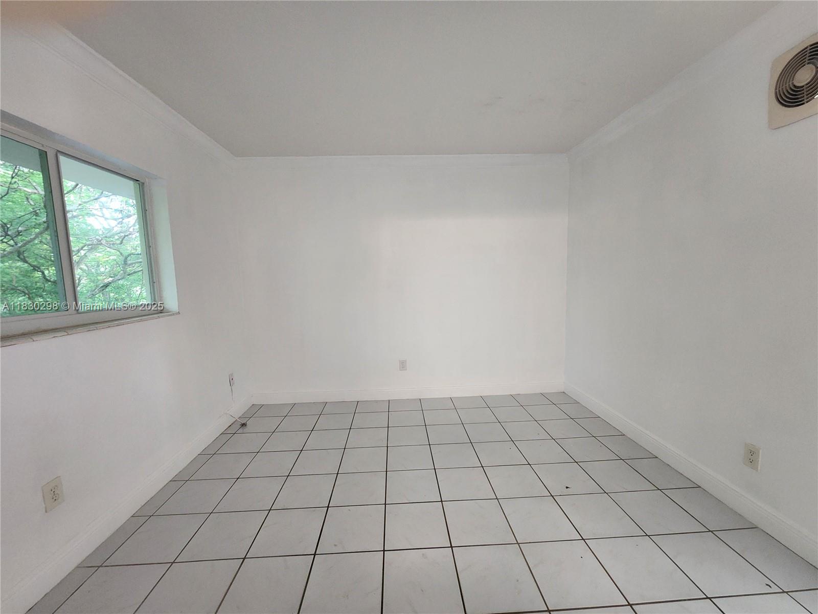 1014 Salzedo St #304, Coral Gables, Florida image 16