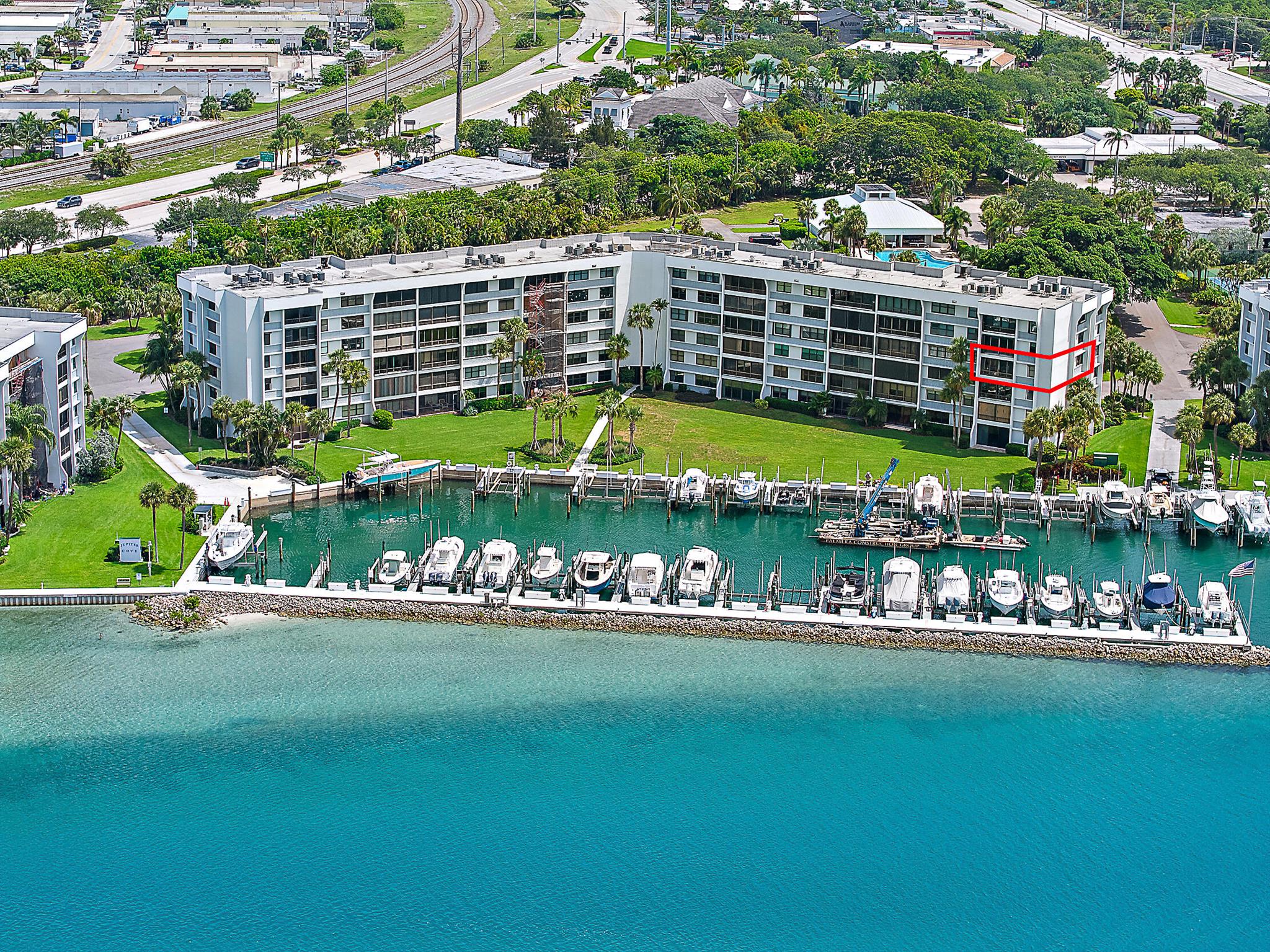 Image to showcase the property located at 1648 Jupiter Cove Drive 416