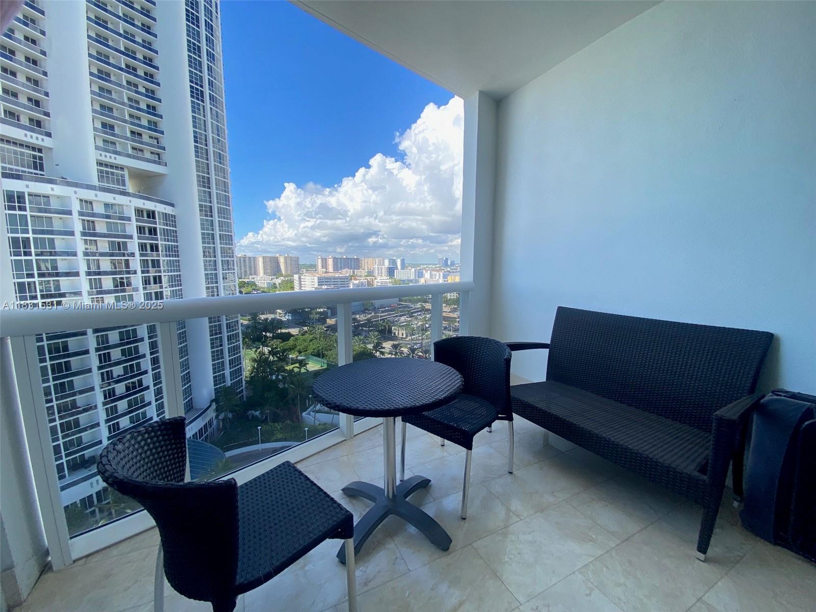 18201 Collins Ave #1708, Sunny Isles Beach FL 33160