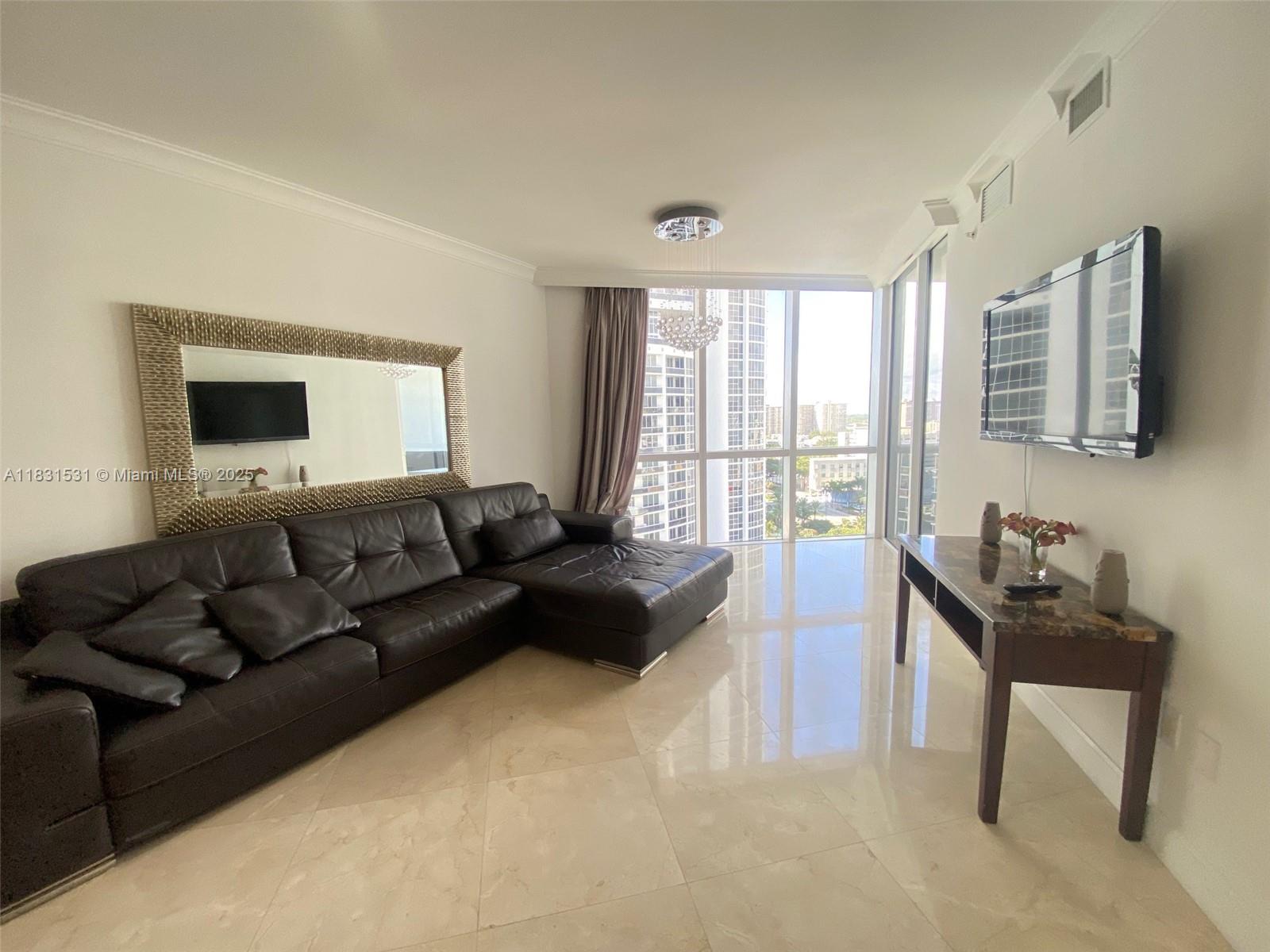 18201 Collins Ave #1708, Sunny Isles Beach FL 33160