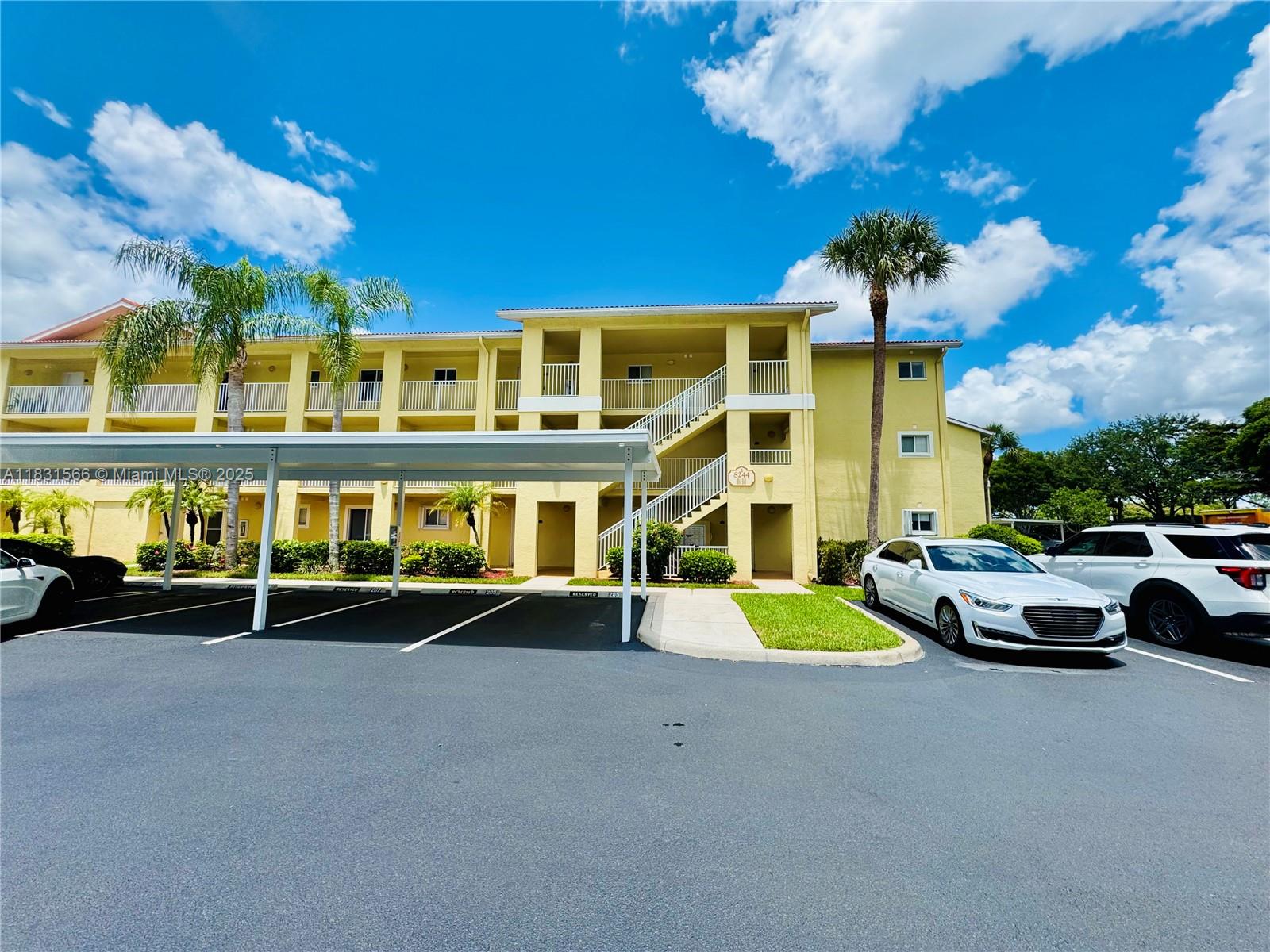 Key Royal Condominiums