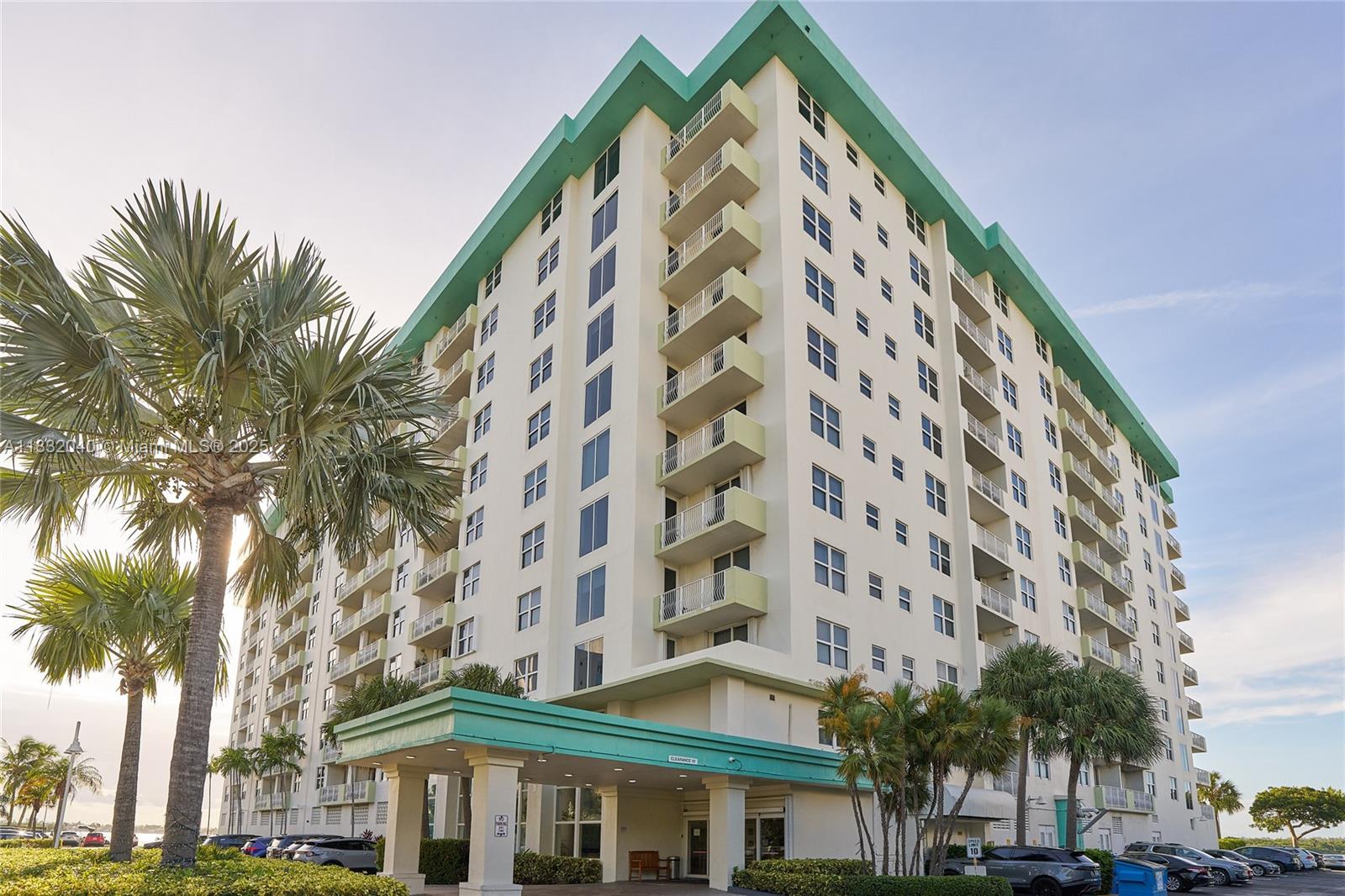 10350 Bay Harbor Dr Unit 8 F, Bay Harbor Islands, Florida 33154