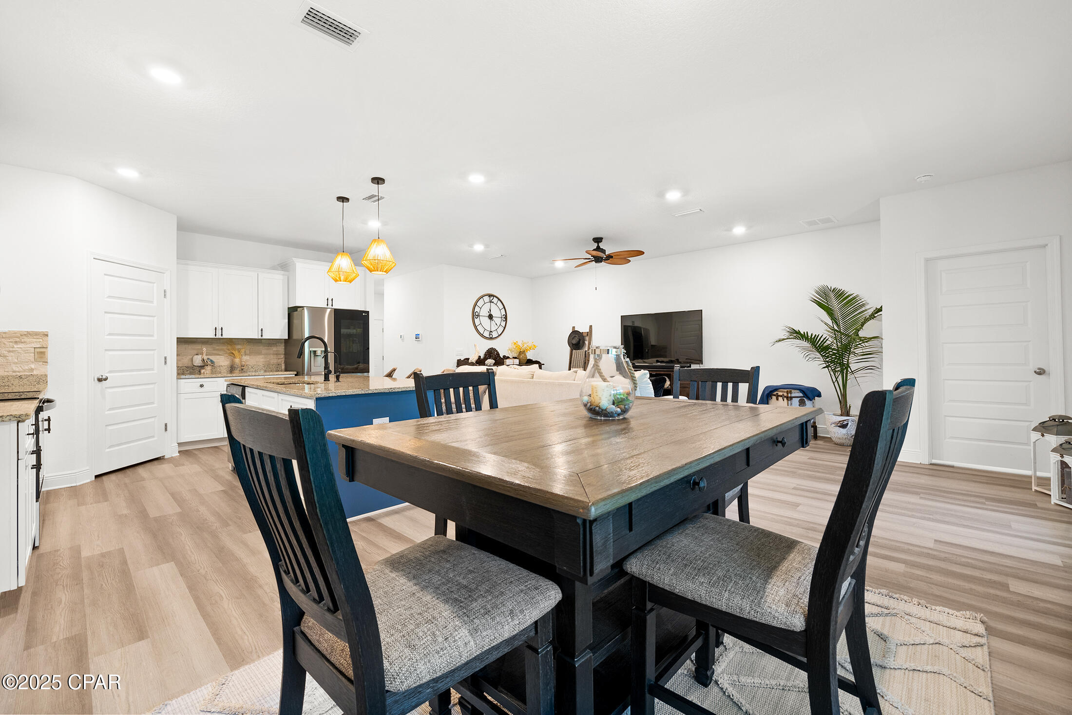 Image 11 For 207 Butler Cove