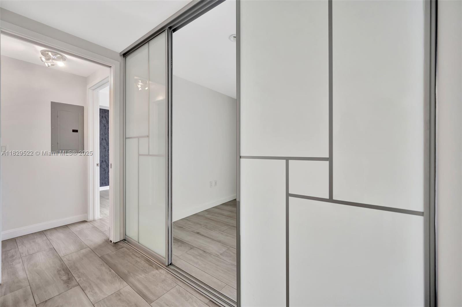 55 SW 9th St #3908, Miami FL 33130