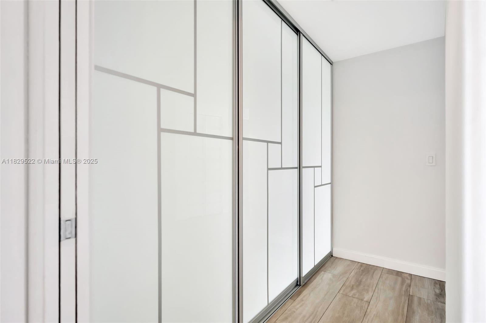 55 SW 9th St #3908, Miami FL 33130