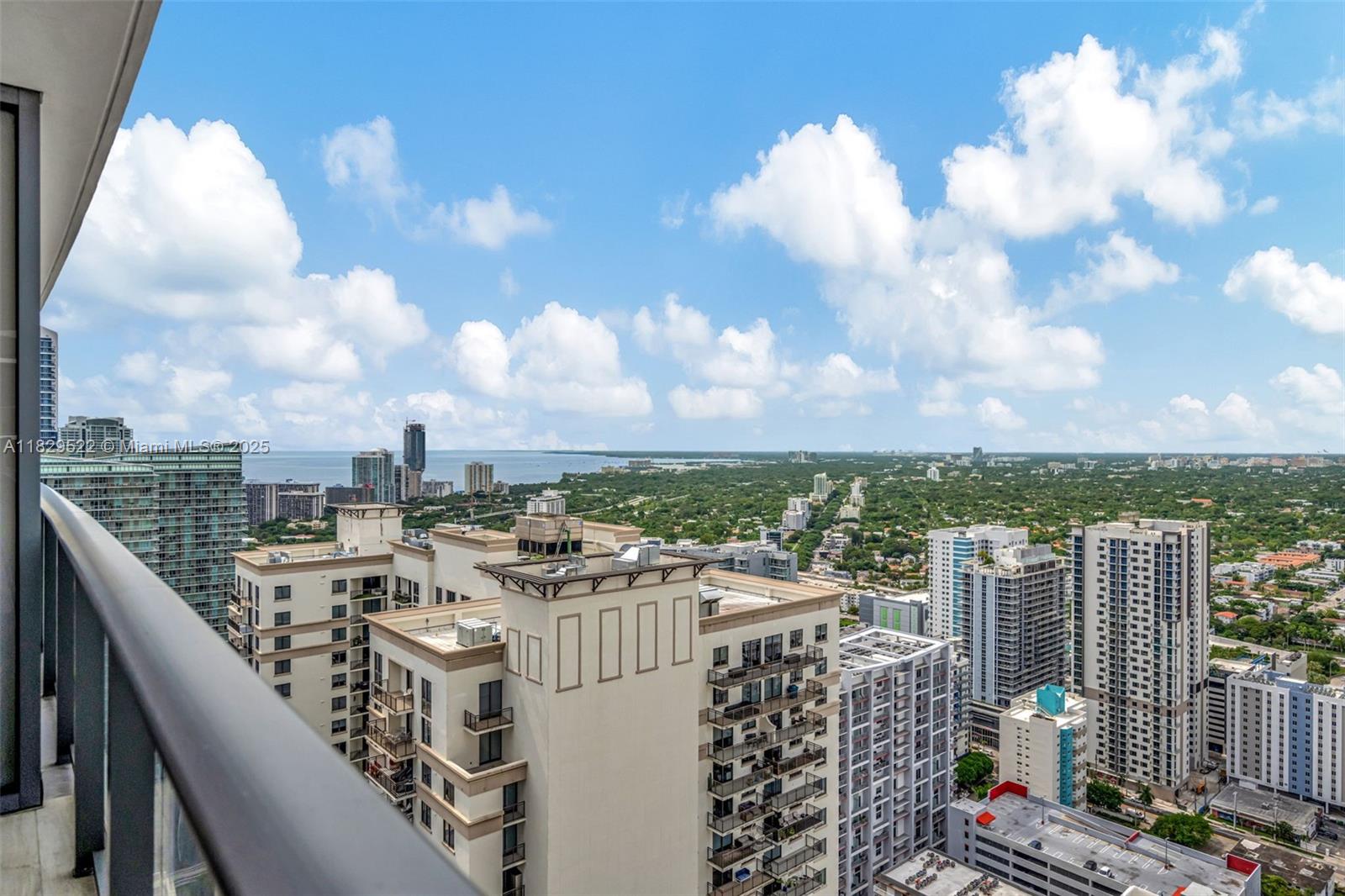 55 SW 9th St #3908, Miami FL 33130