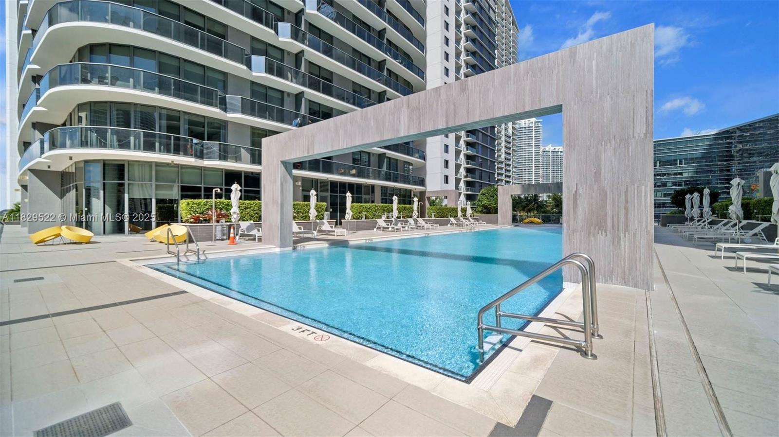 55 SW 9th St #3908, Miami FL 33130