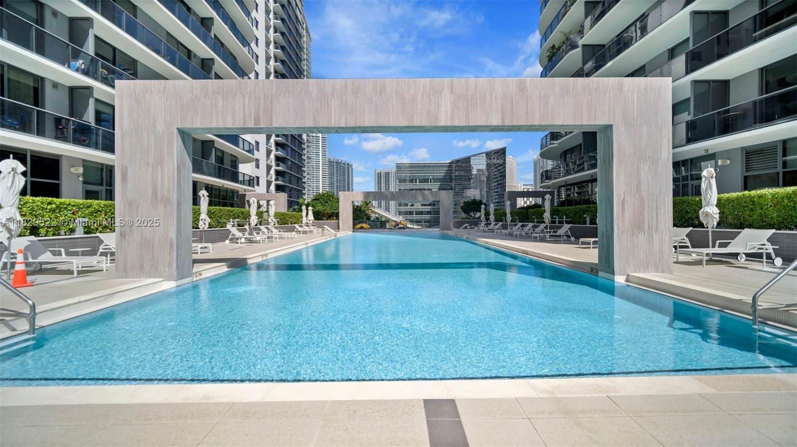55 SW 9th St #3908, Miami FL 33130