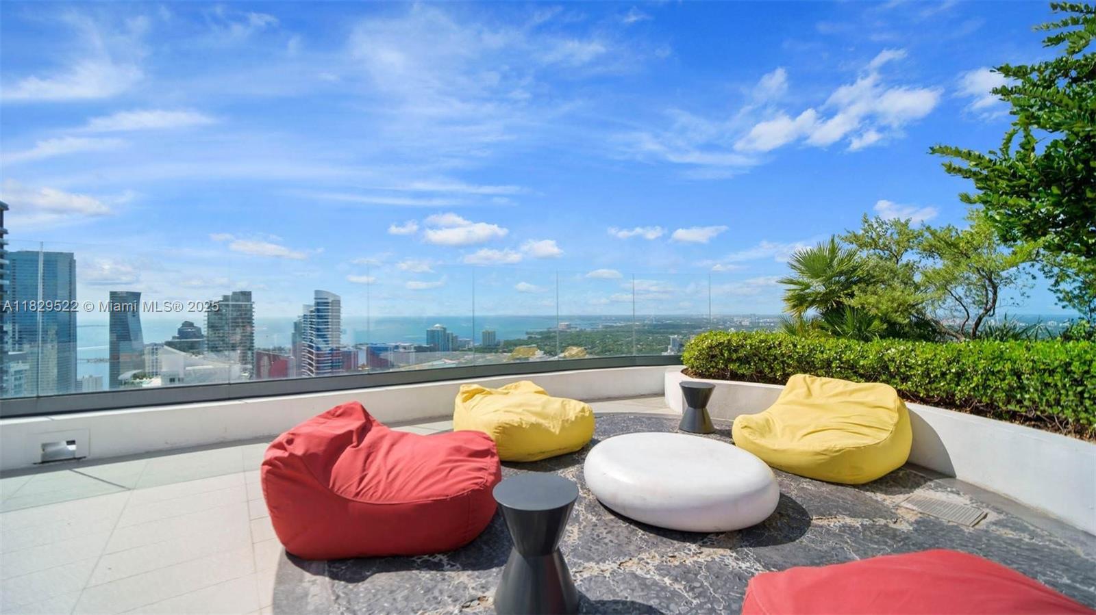 55 SW 9th St #3908, Miami FL 33130