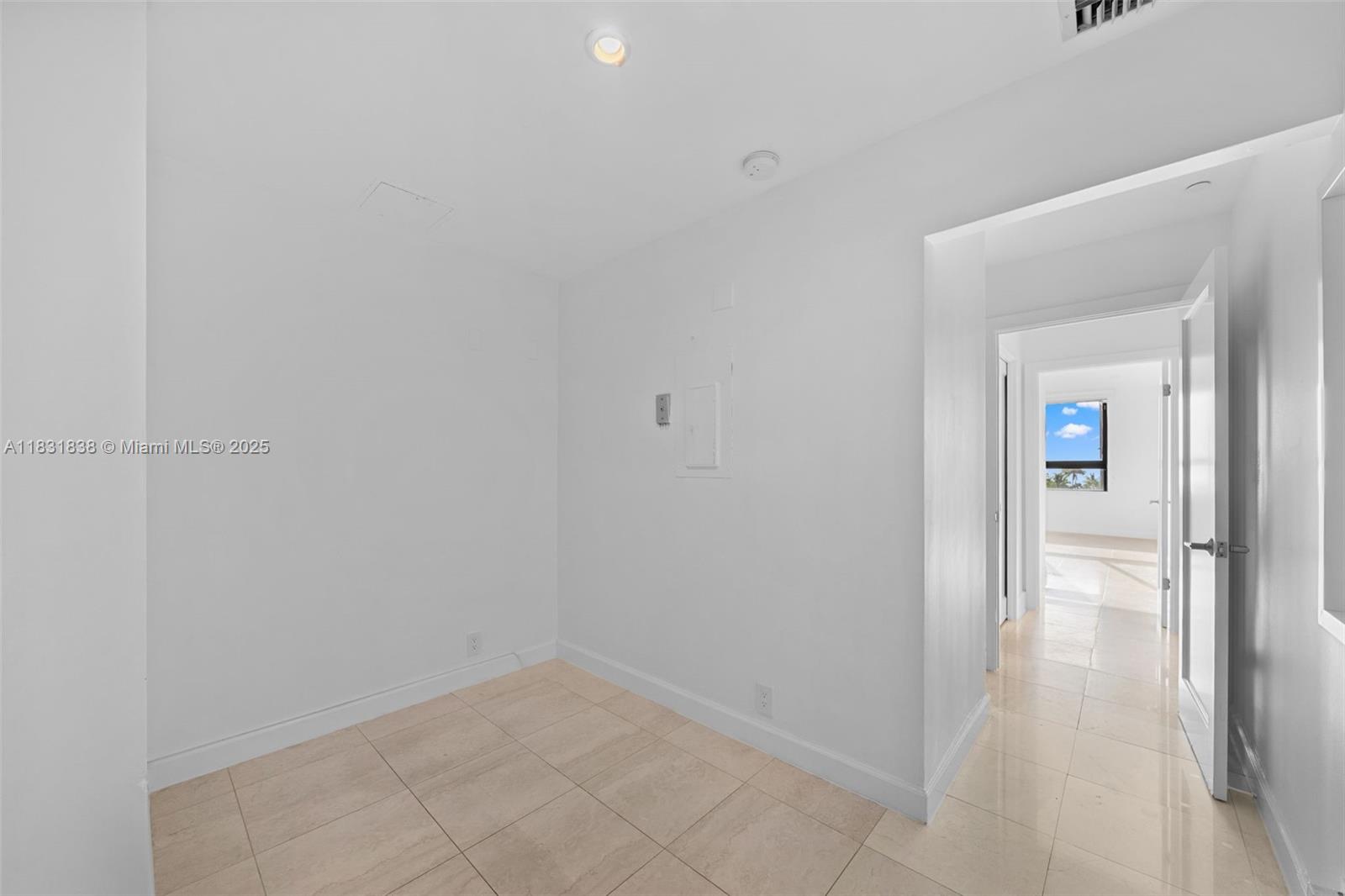 251 Crandon Blvd #505, Key Biscayne FL 33149