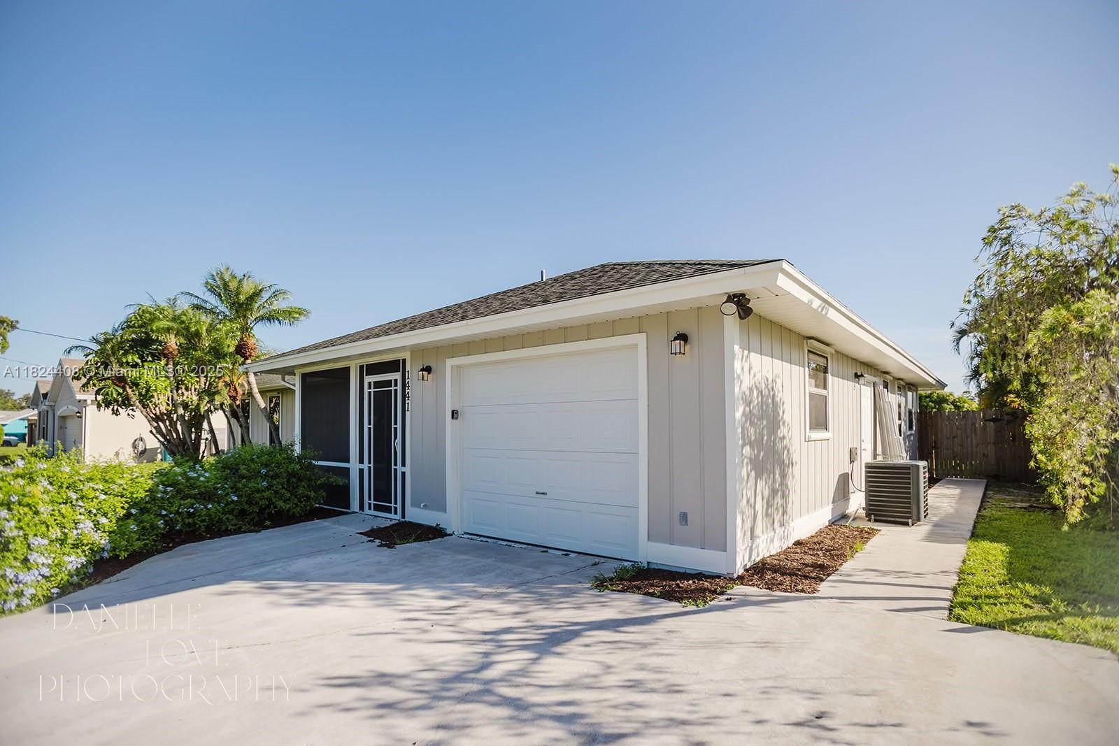 Homes for sale in Port St Lucie, FL | 1441 Sw Algardi Ln, Port St Lucie, FL 34953 | MLS# A11824408
