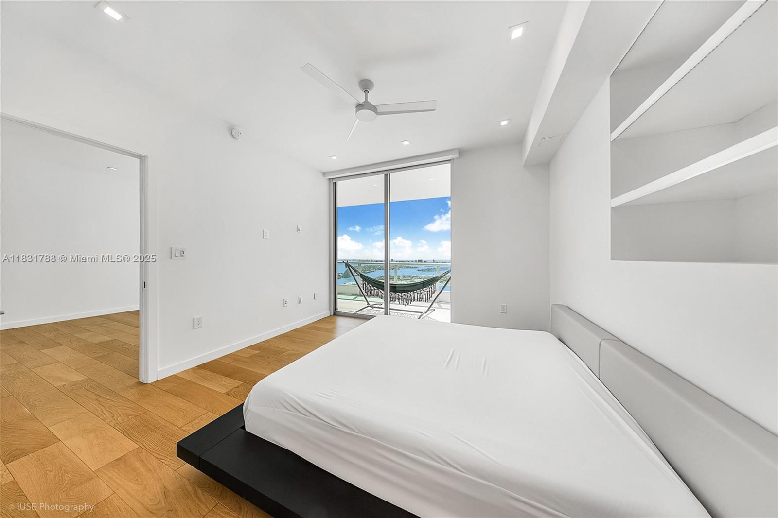 900 Biscayne Blvd #5004, Miami FL 33132