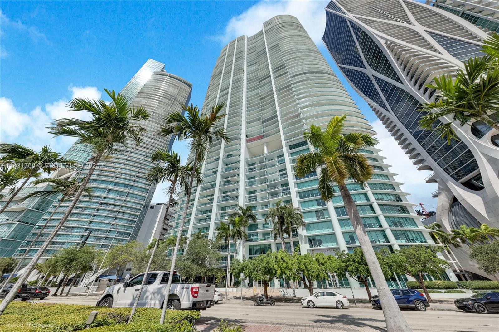 900 Biscayne Blvd #5004, Miami FL 33132