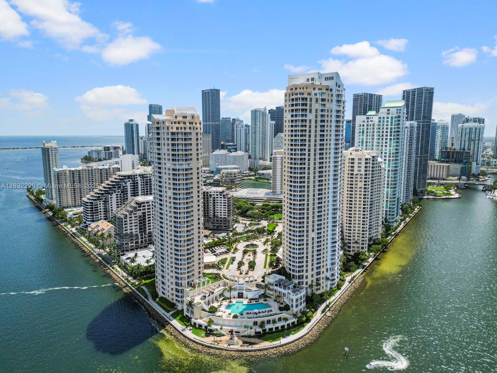 808 Brickell Key Dr #3208, Miami FL 33131