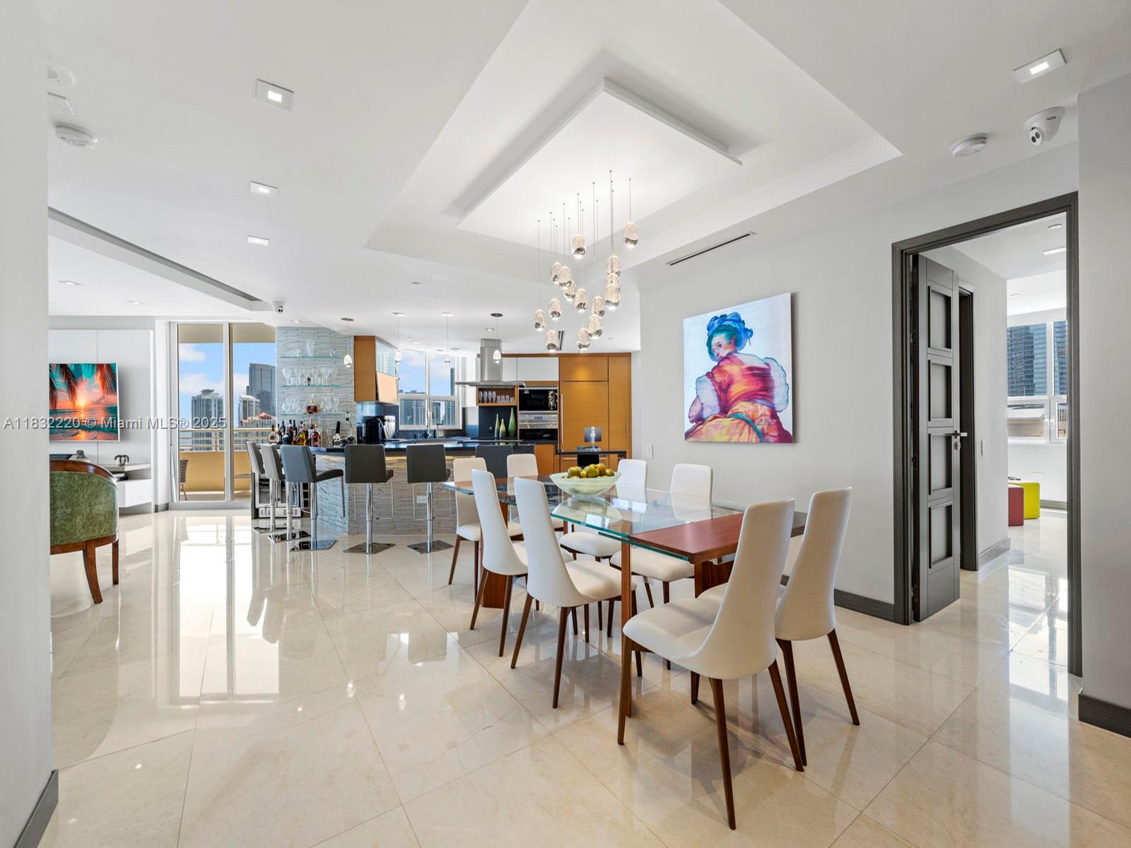 808 Brickell Key Dr #3208, Miami FL 33131