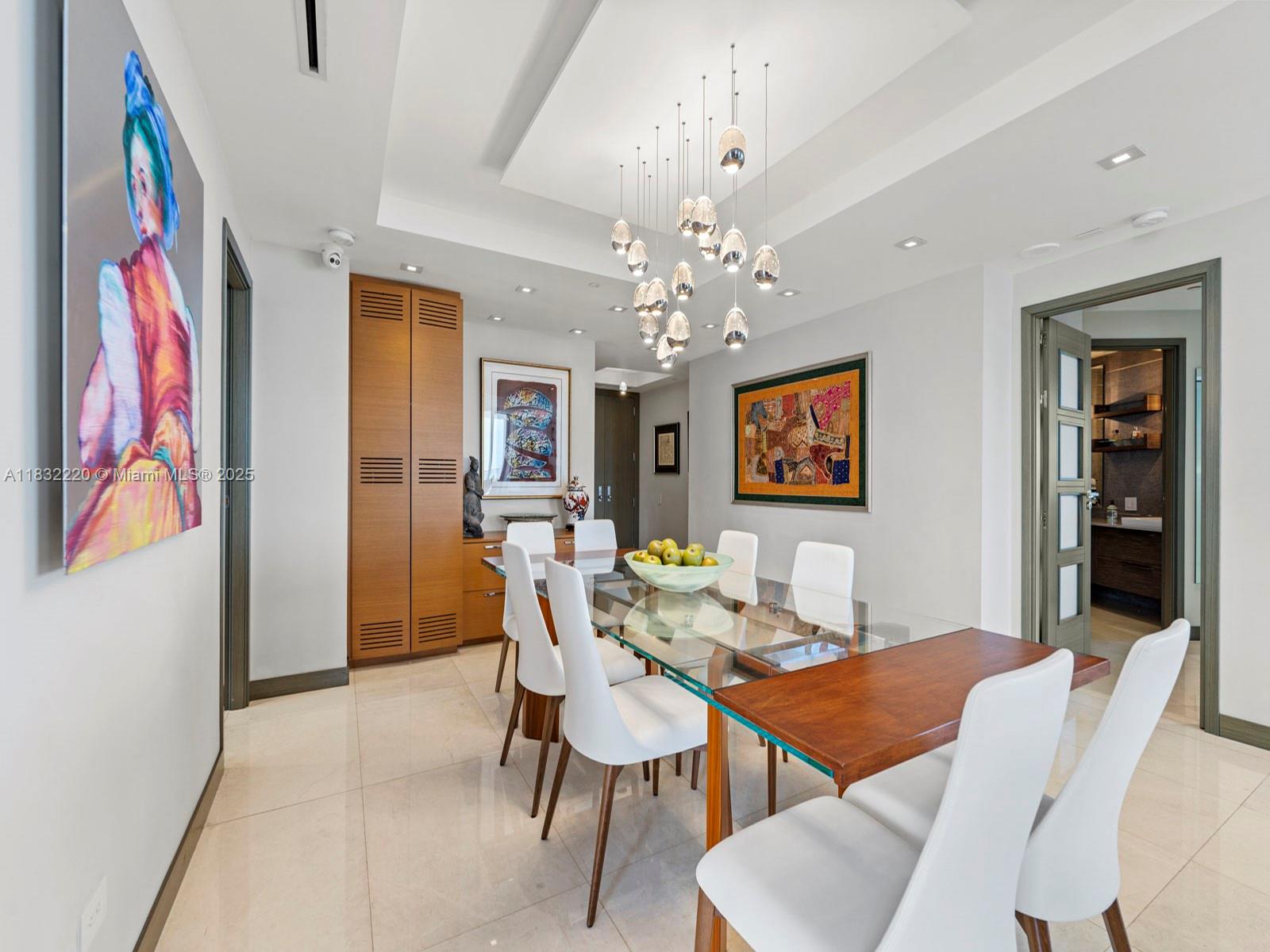 808 Brickell Key Dr #3208, Miami FL 33131