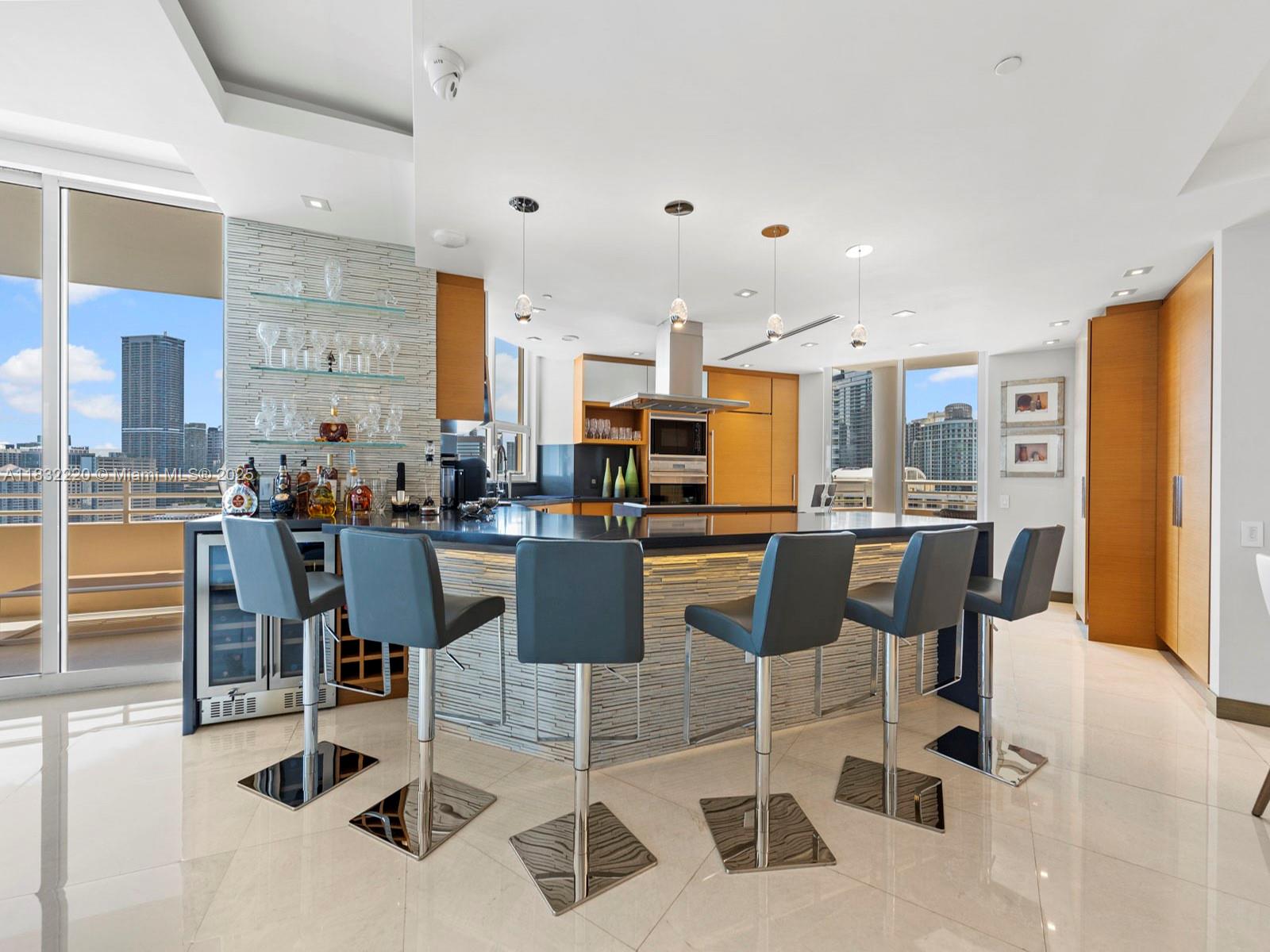 808 Brickell Key Dr #3208, Miami FL 33131