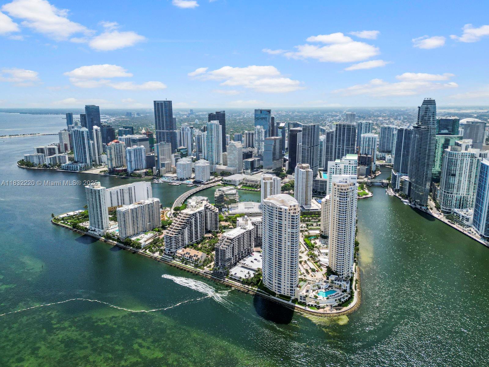 808 Brickell Key Dr #3208, Miami FL 33131