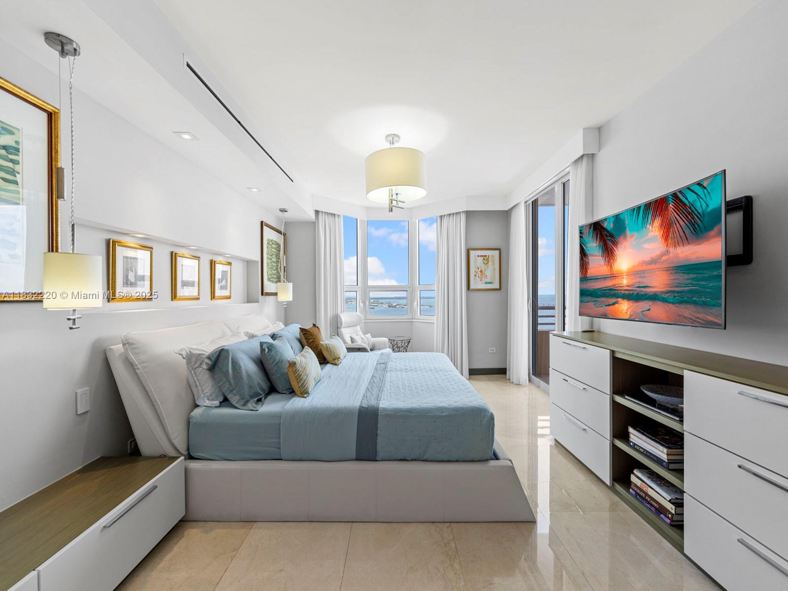 808 Brickell Key Dr #3208, Miami FL 33131