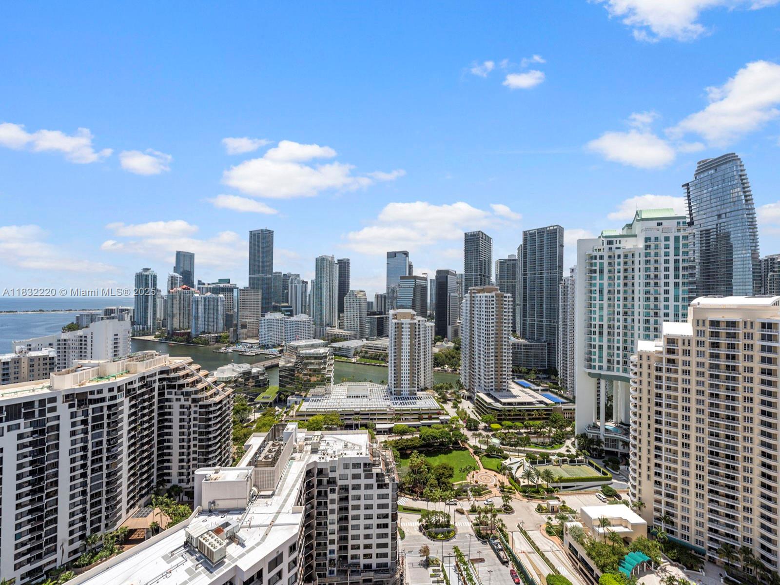 808 Brickell Key Dr #3208, Miami FL 33131